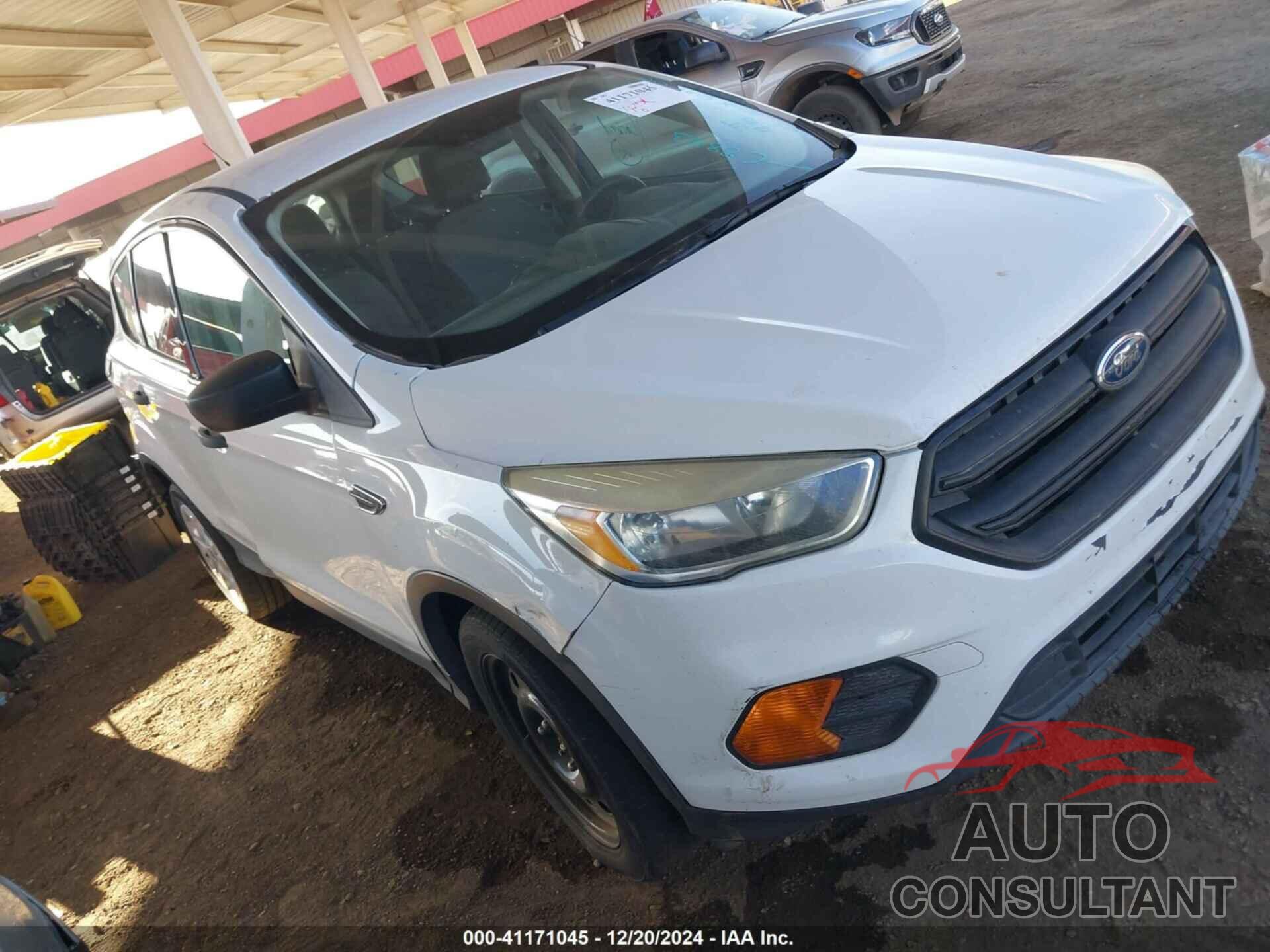 FORD ESCAPE 2017 - 1FMCU0F76HUC88113