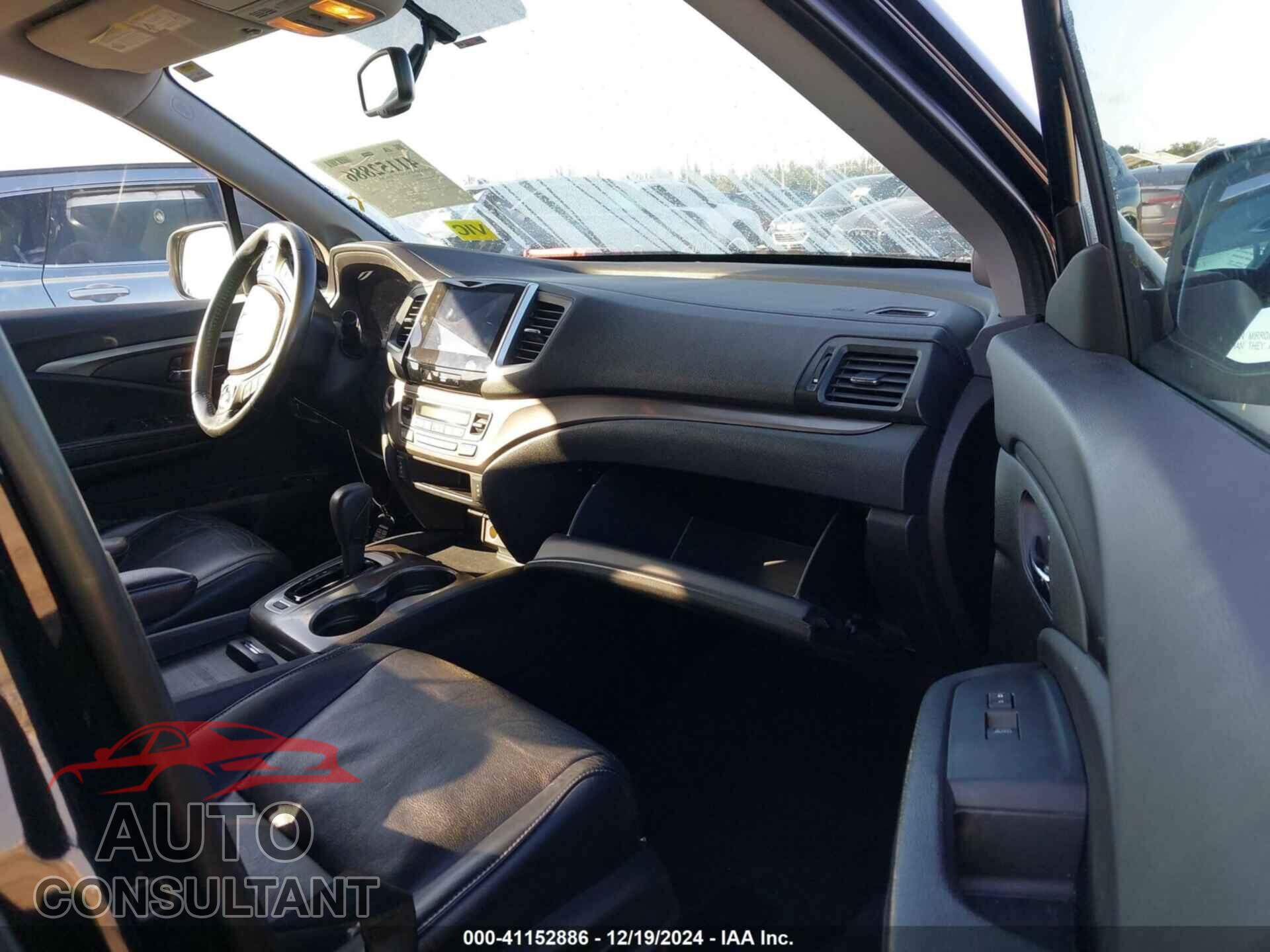 HONDA PILOT 2016 - 5FNYF5H51GB025161