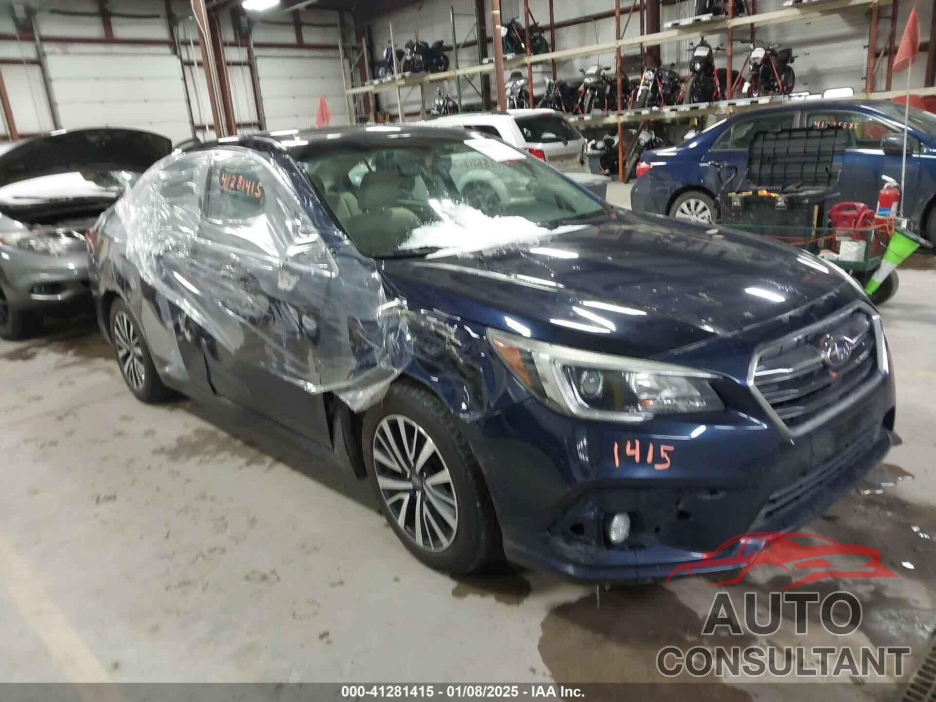 SUBARU LEGACY 2018 - 4S3BNAH67J3022344