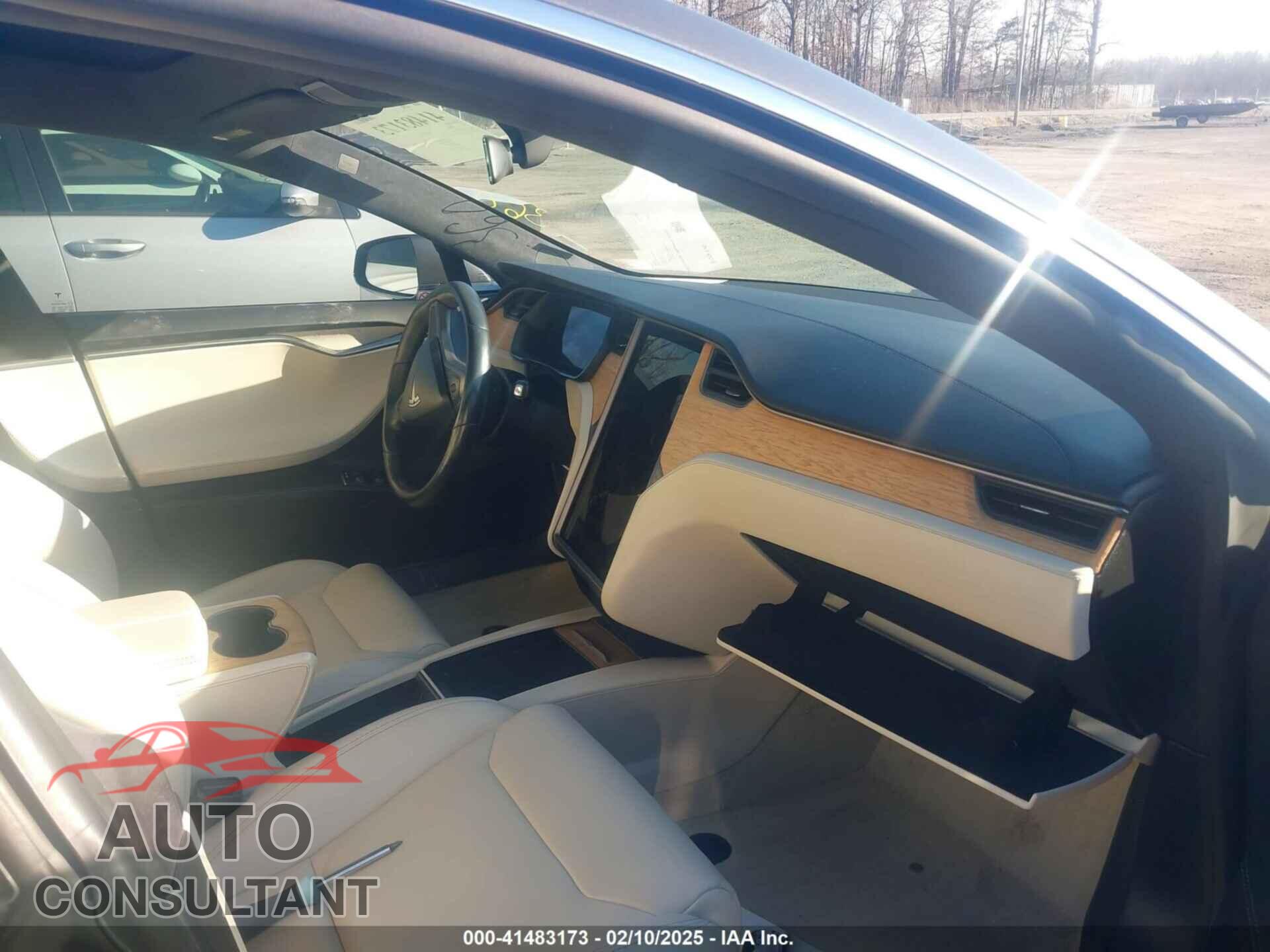 TESLA MODEL S 2019 - 5YJSA1E2XKF331744