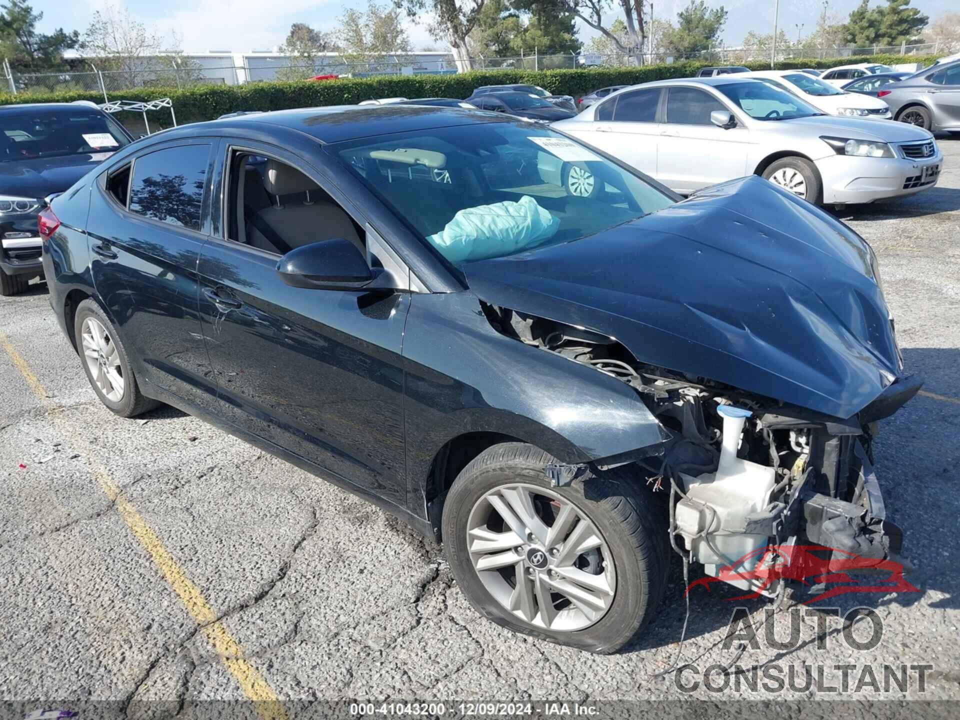 HYUNDAI ELANTRA 2019 - 5NPD84LF5KH416715