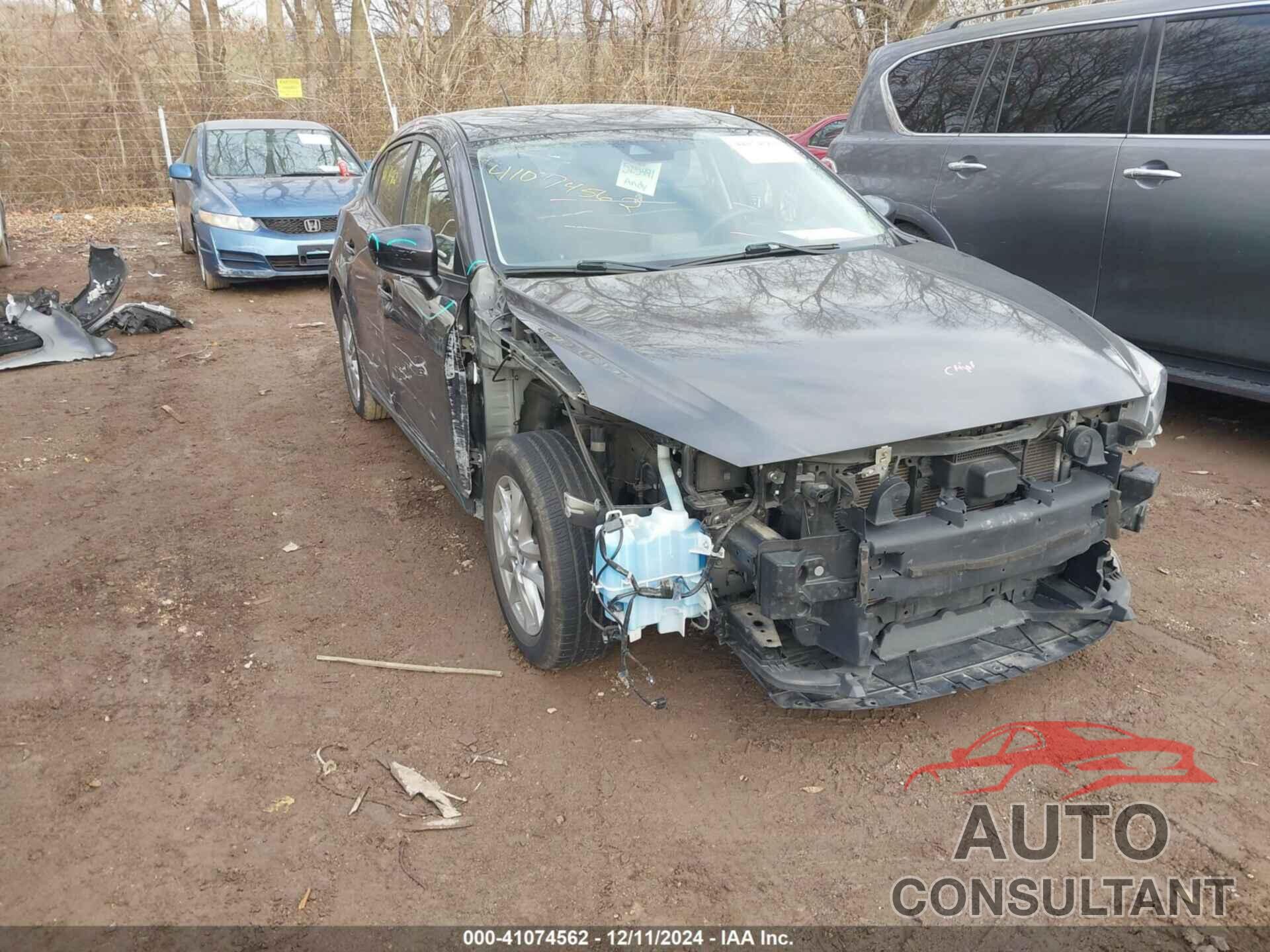 MAZDA MAZDA3 2018 - 3MZBN1K70JM272294