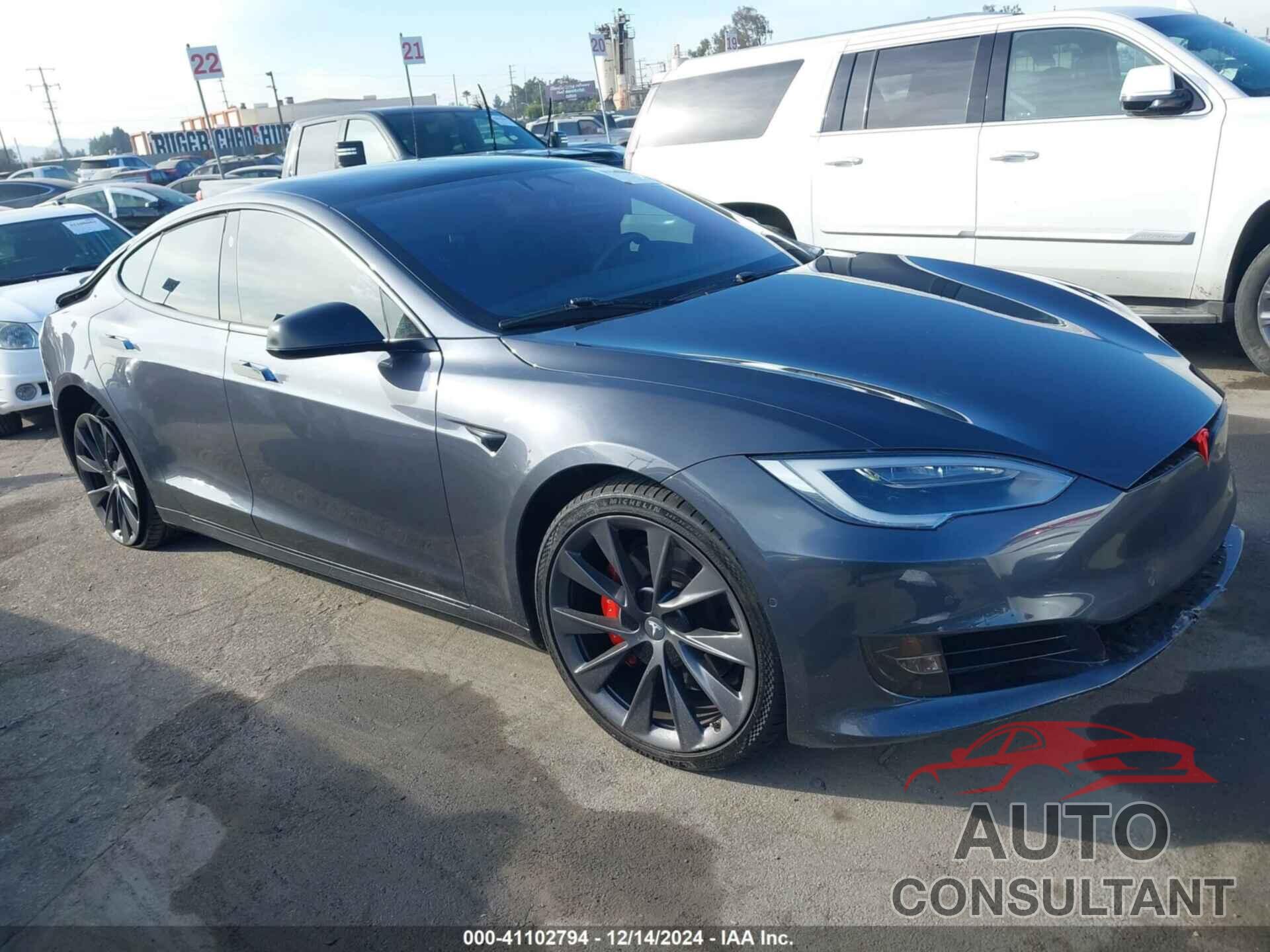 TESLA MODEL S 2018 - 5YJSA1E45JF287748