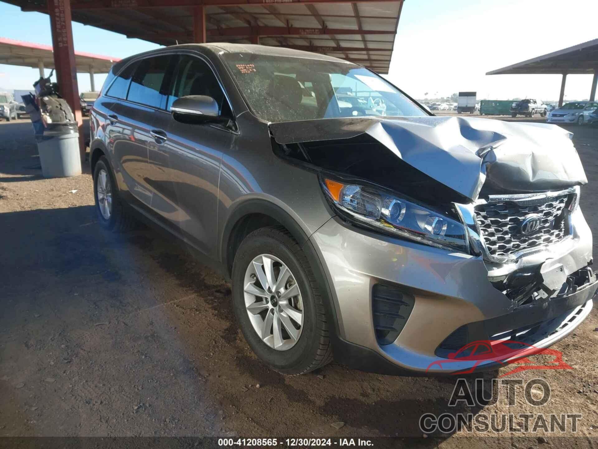 KIA SORENTO 2019 - 5XYPG4A55KG440790