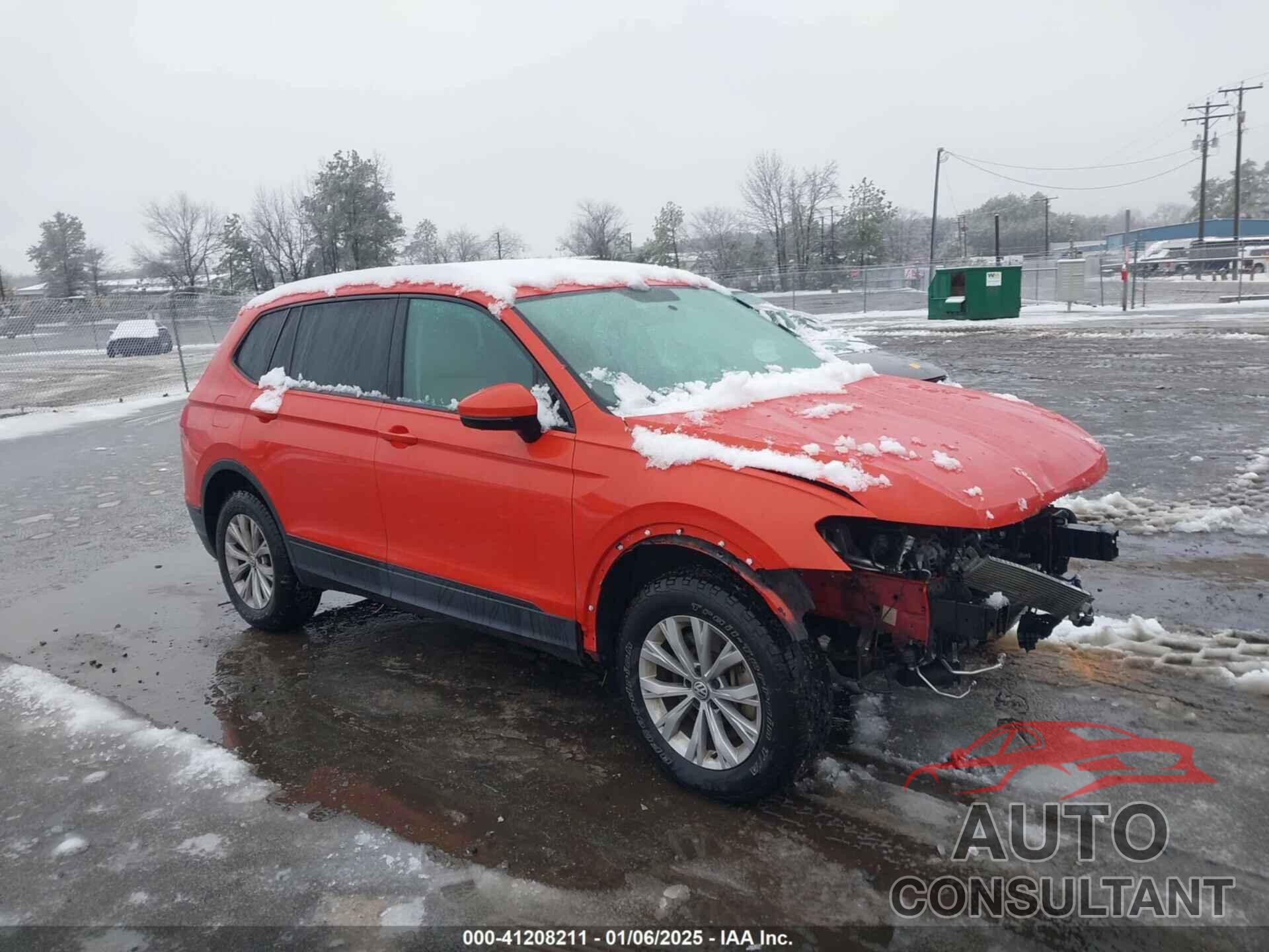 VOLKSWAGEN TIGUAN 2018 - 3VV0B7AXXJM133282