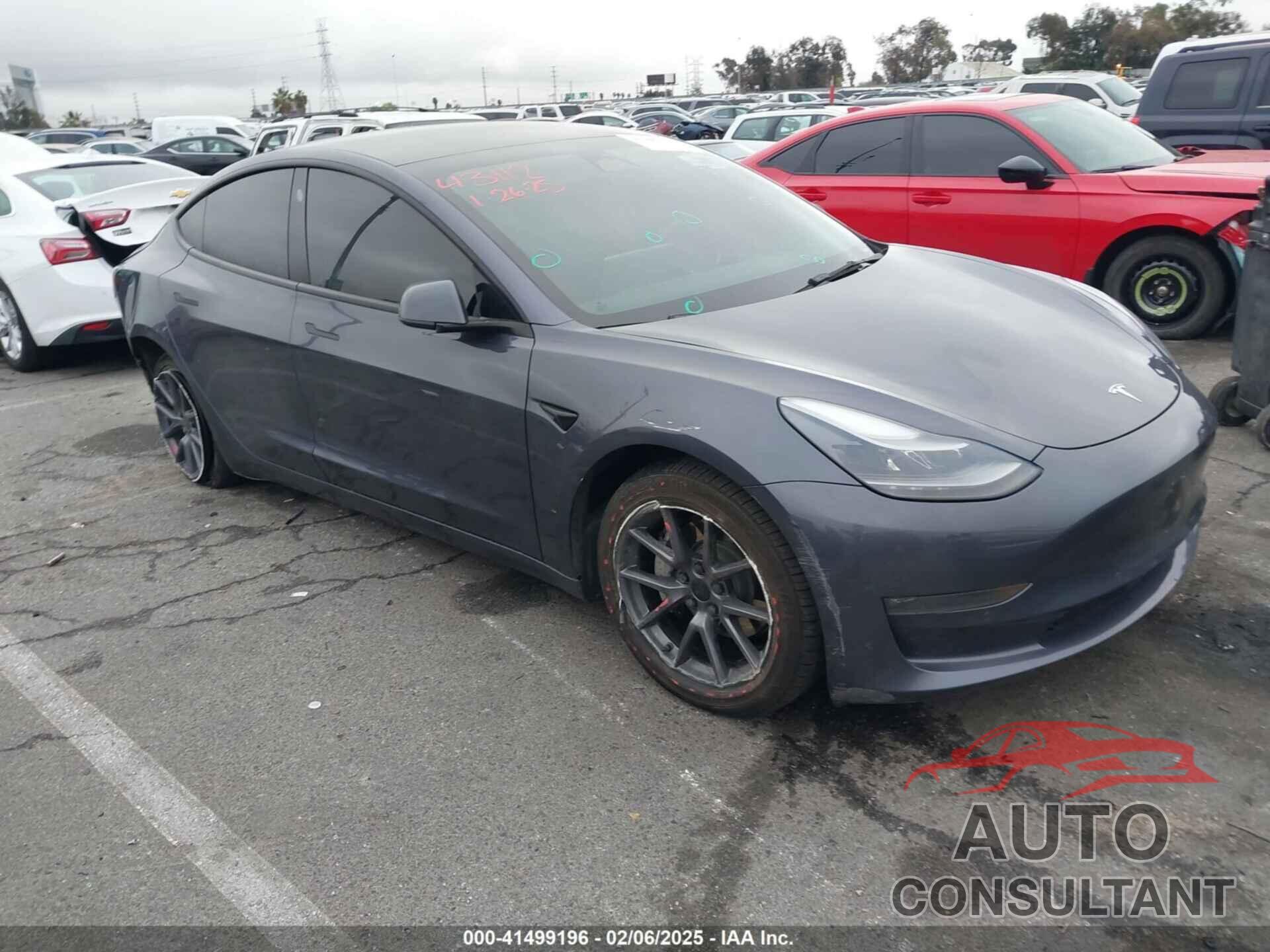TESLA MODEL 3 2022 - 5YJ3E1EB4NF255905