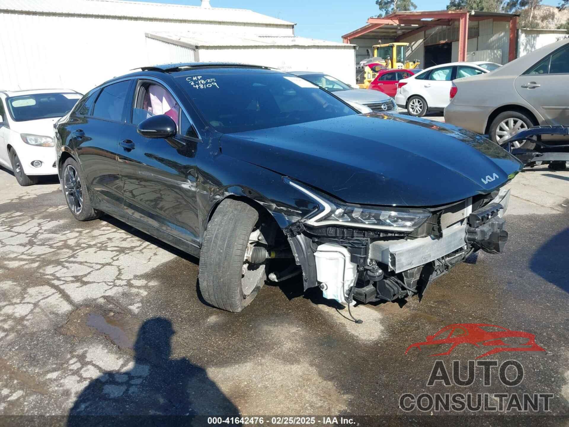 KIA K5 2023 - 5XXG64J22PG226277