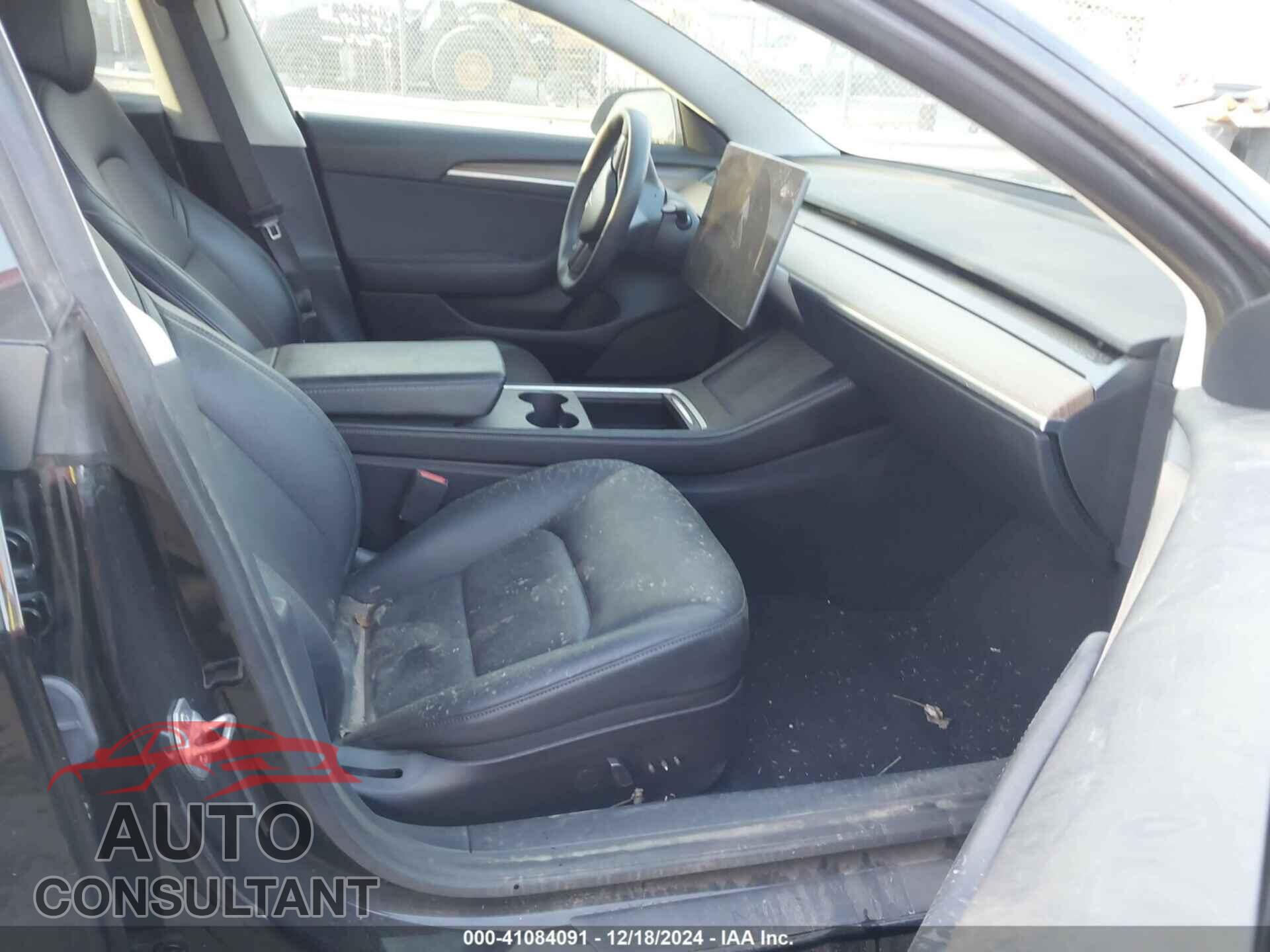 TESLA MODEL 3 2021 - 5YJ3E1EA5MF031614