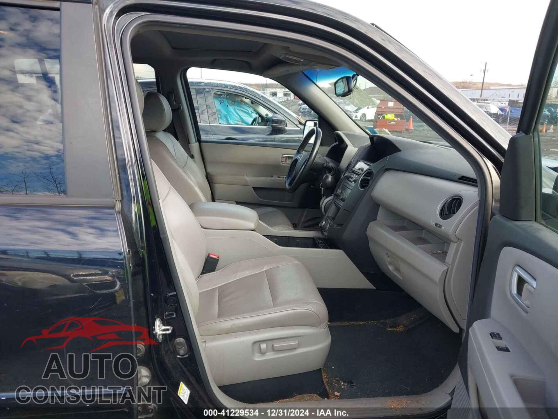 HONDA PILOT 2014 - 5FNYF4H75EB007593