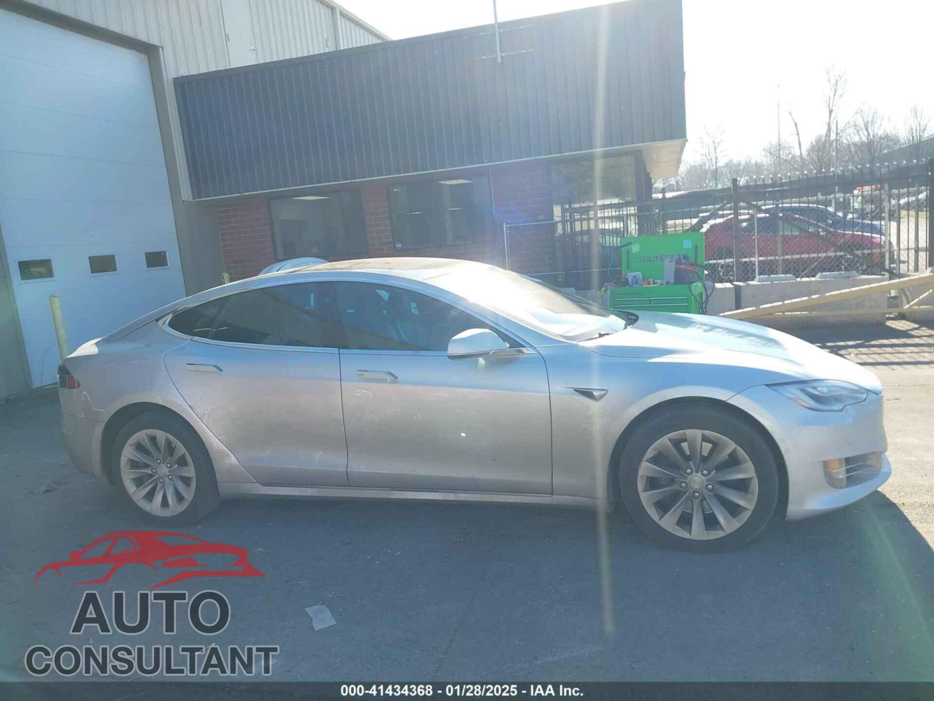 TESLA MODEL S 2017 - 5YJSA1E29HF215847