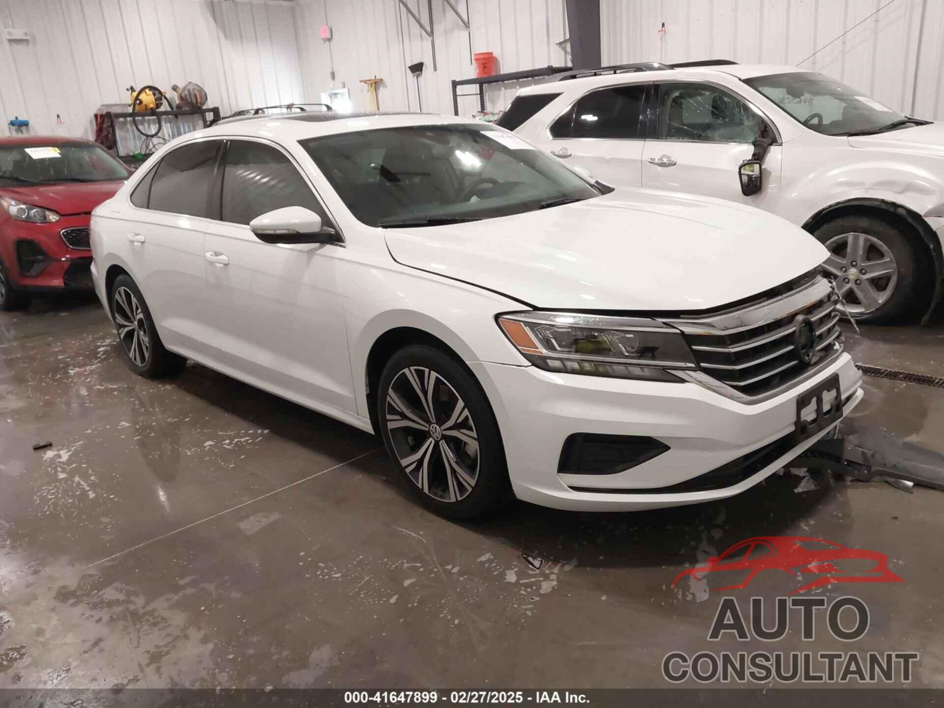 VOLKSWAGEN PASSAT 2021 - 1VWSA7A37MC017676