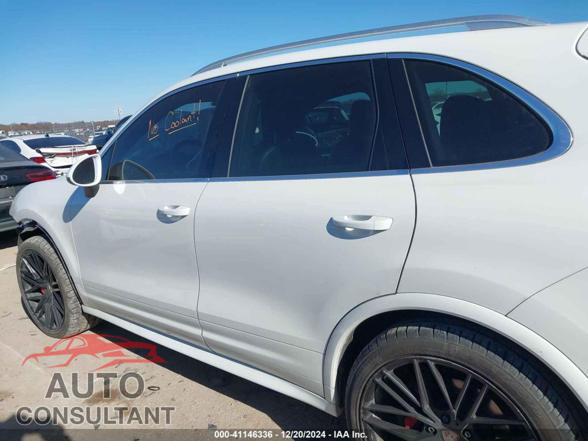PORSCHE CAYENNE 2015 - WP1AB2A23FLA61052