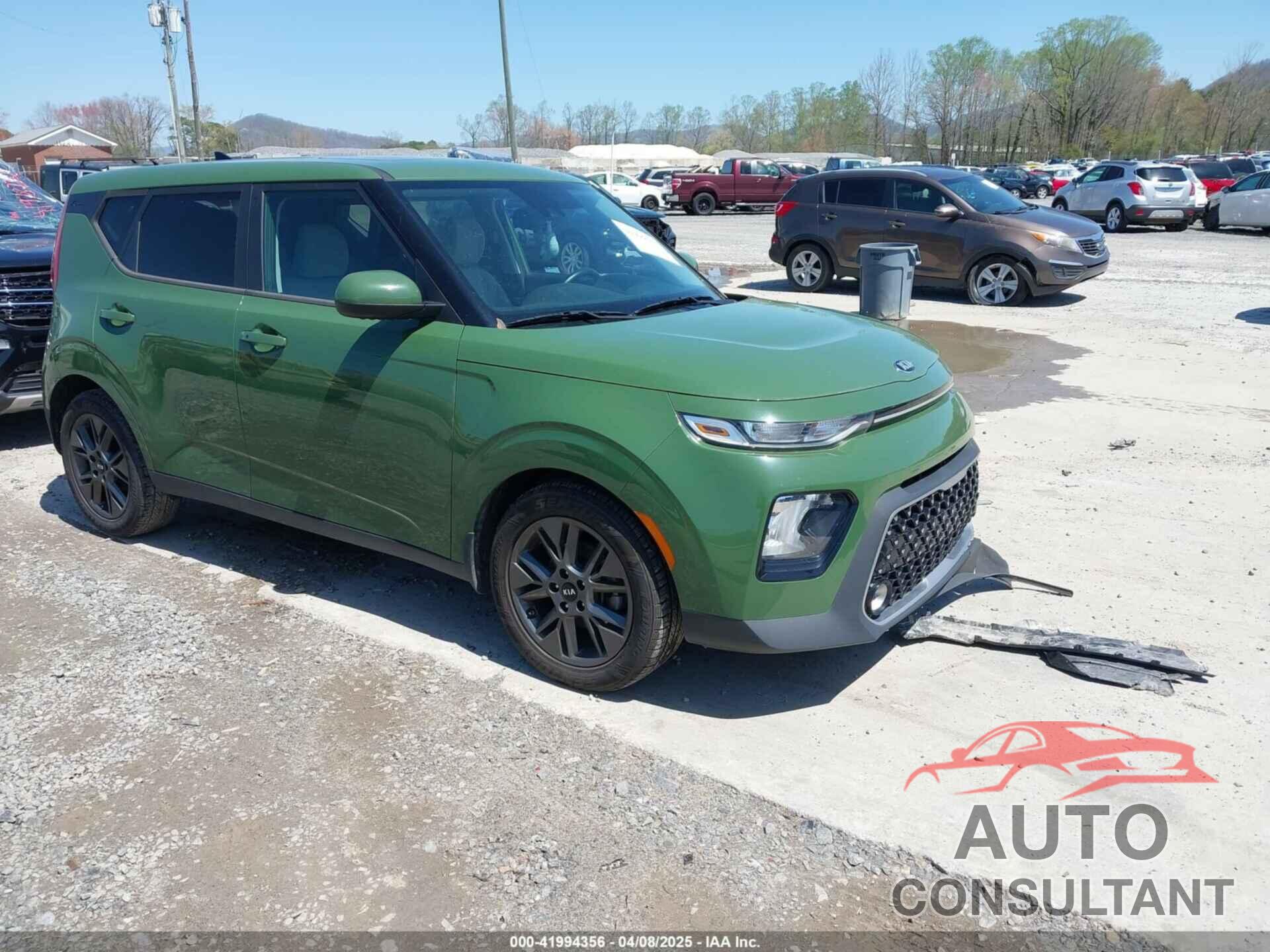KIA SOUL 2021 - KNDJ33AU4M7143898