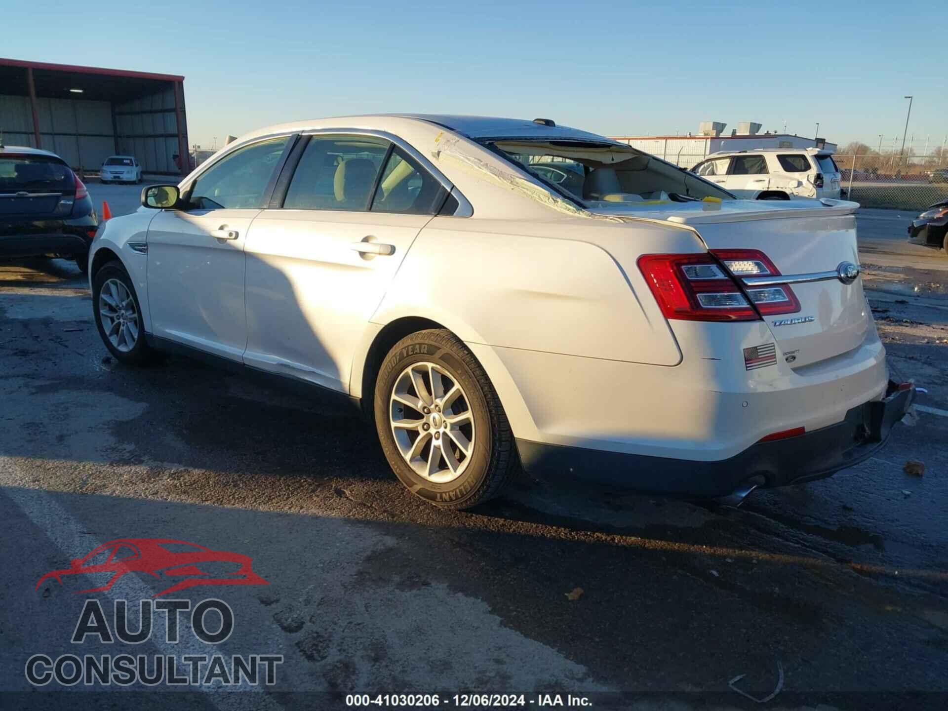 FORD TAURUS 2013 - 1FAHP2E84DG166582