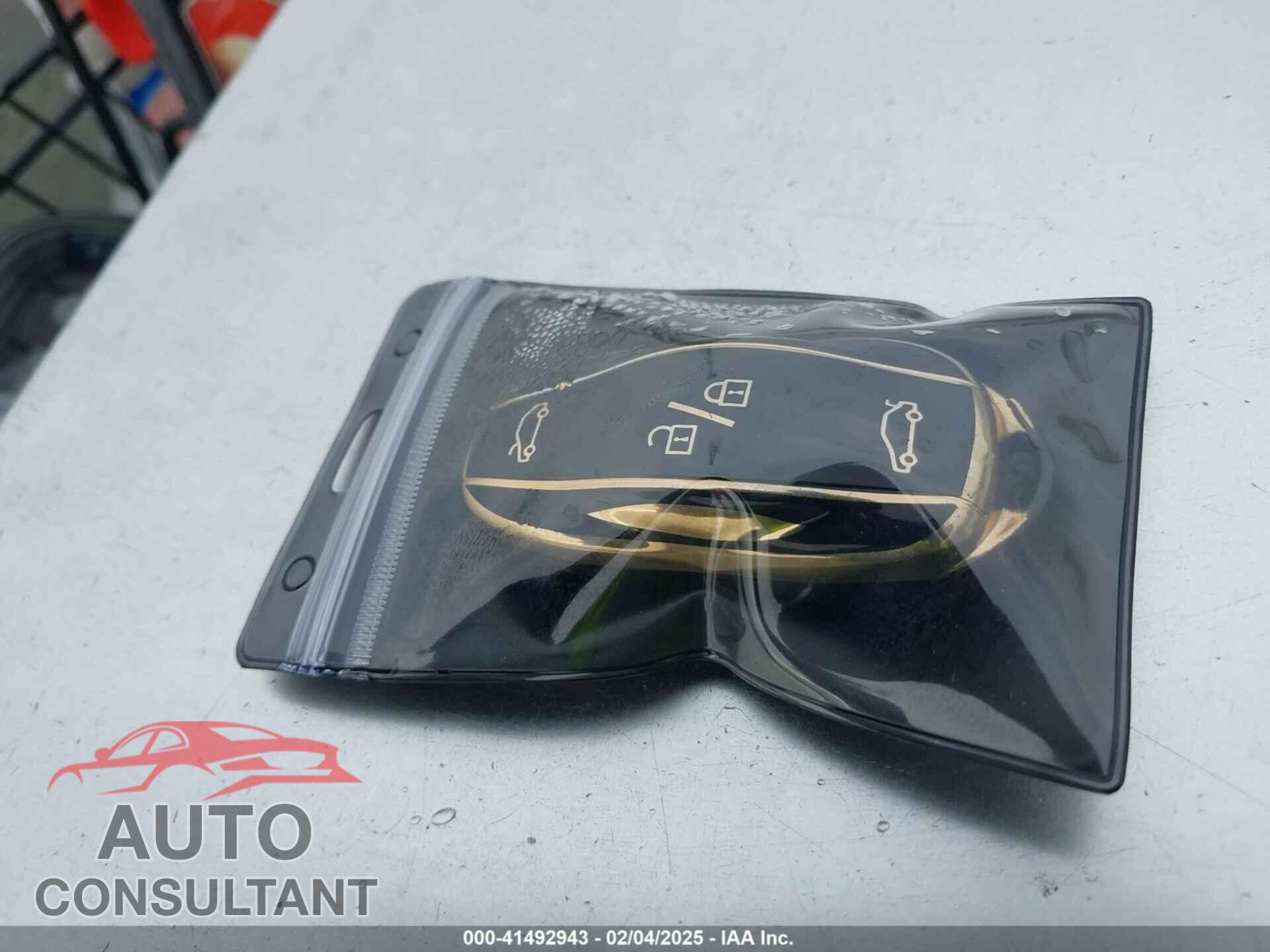 TESLA MODEL S 2017 - 5YJSA1E13HF189897