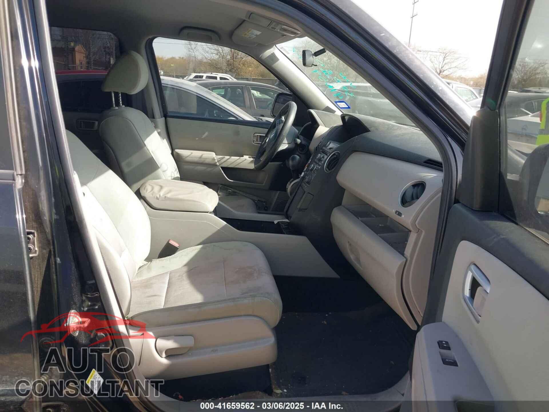 HONDA PILOT 2013 - 5FNYF3H41DB038080