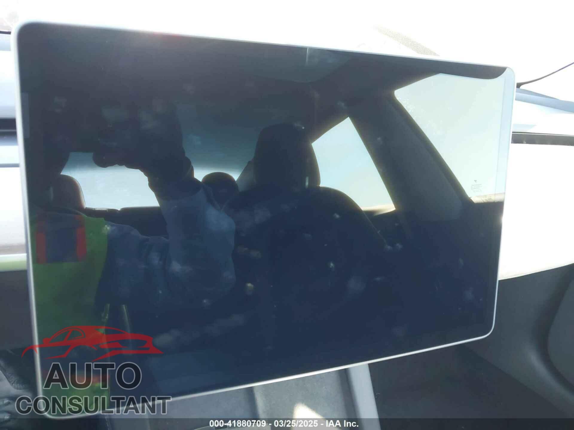 TESLA MODEL 3 2023 - 5YJ3E1EA4PF459727
