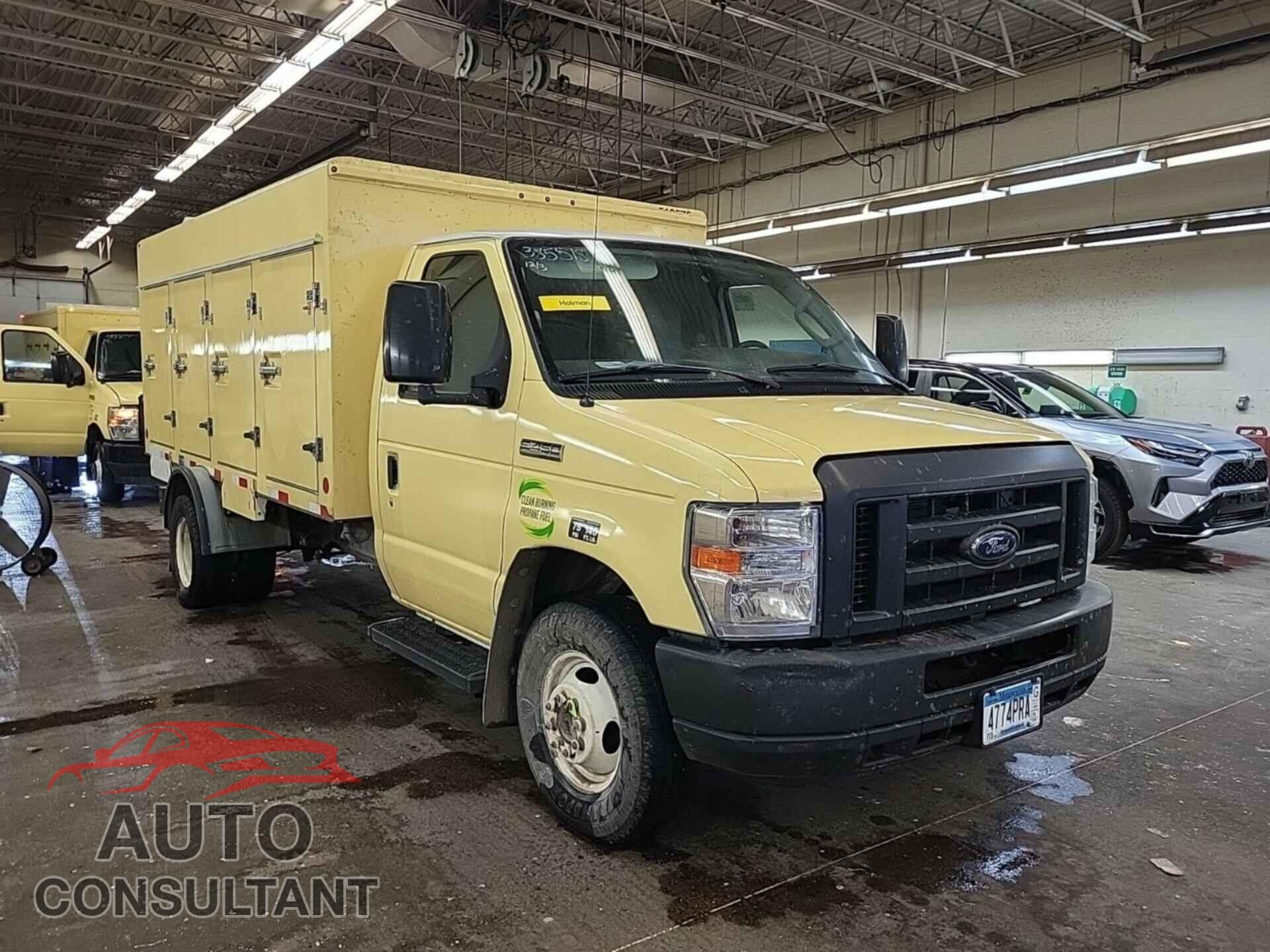 FORD ECONOLINE 2019 - 1FDXE4FS2KDC16861