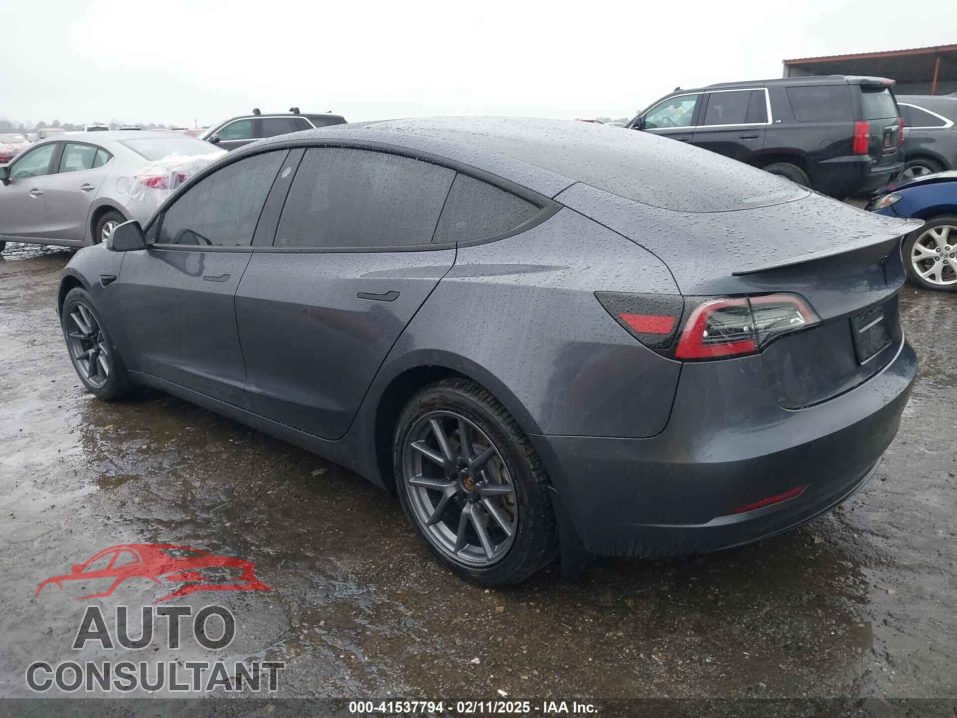 TESLA MODEL 3 2023 - 5YJ3E1EA3PF579776