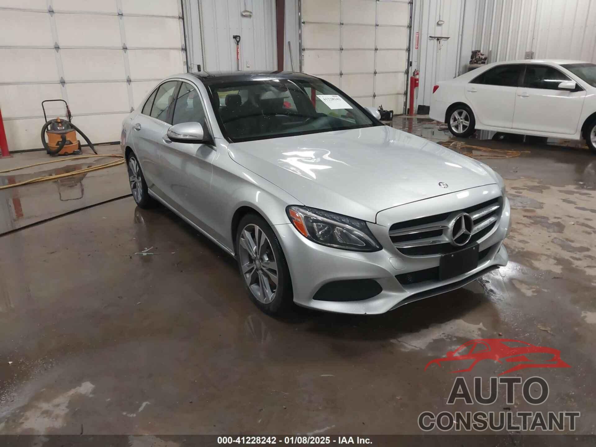 MERCEDES-BENZ C 300 2015 - 55SWF4JB3FU057348