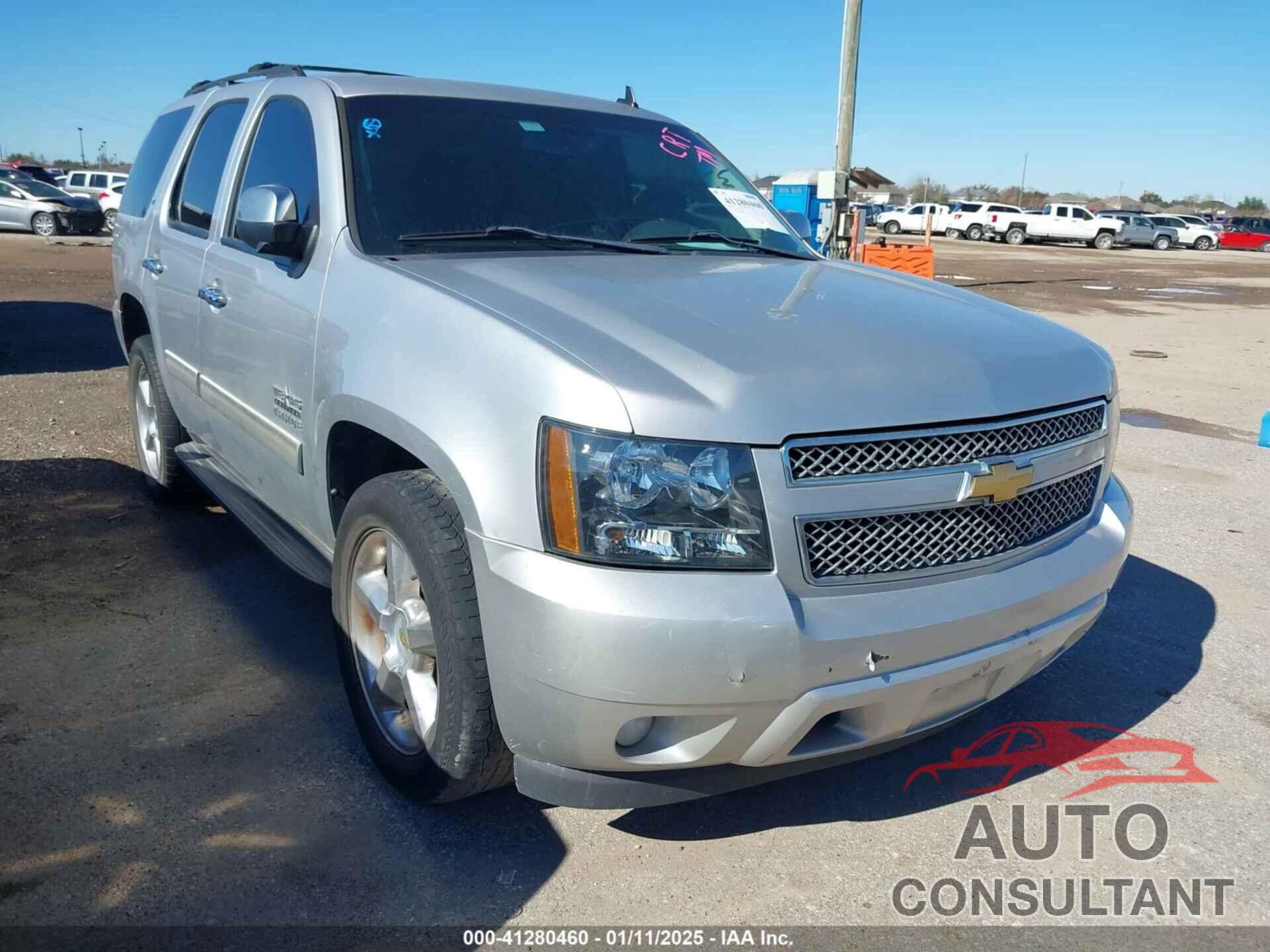 CHEVROLET TAHOE 2011 - 1GNSCBE07BR277318