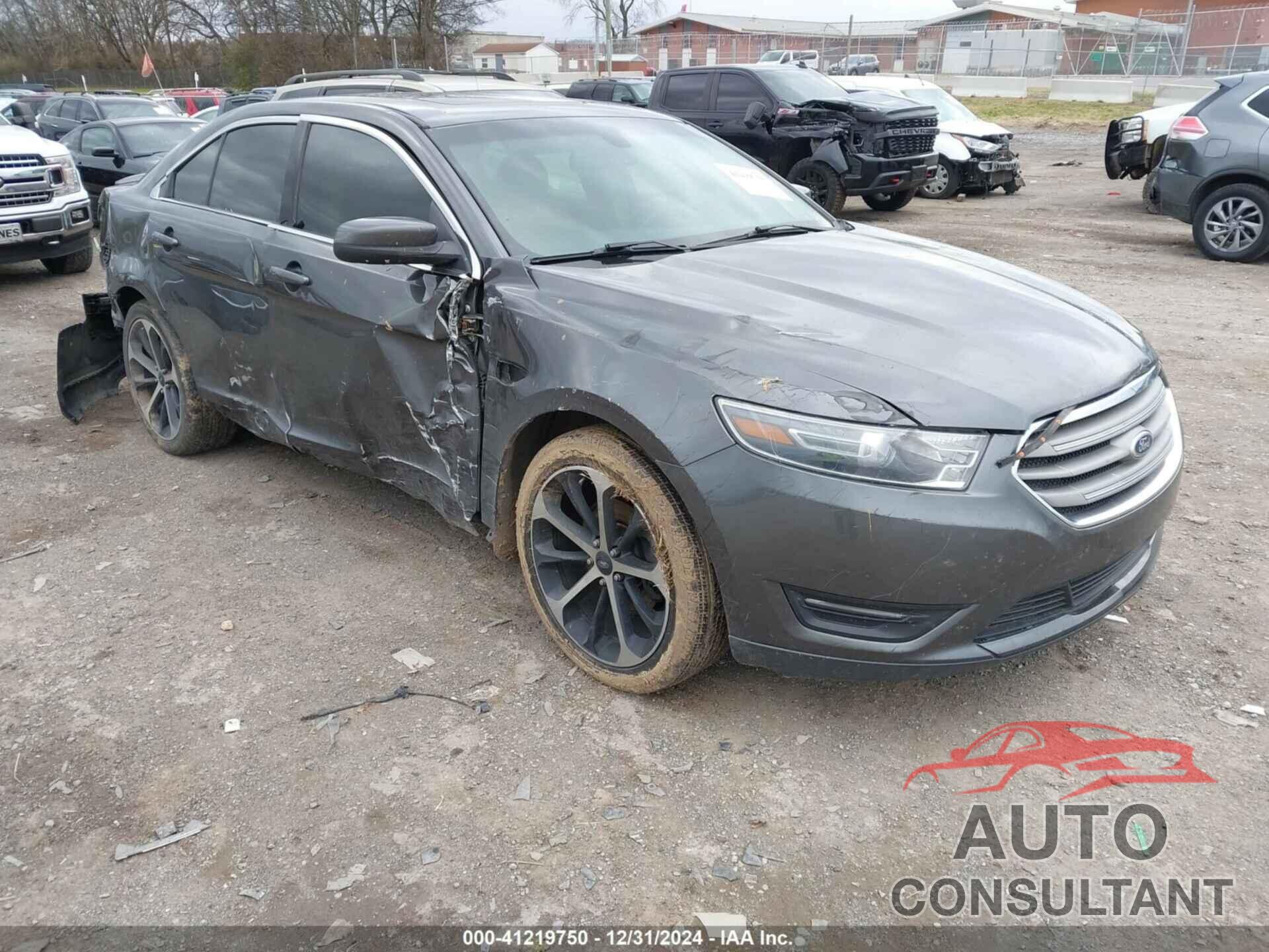 FORD TAURUS 2015 - 1FAHP2E83FG191895