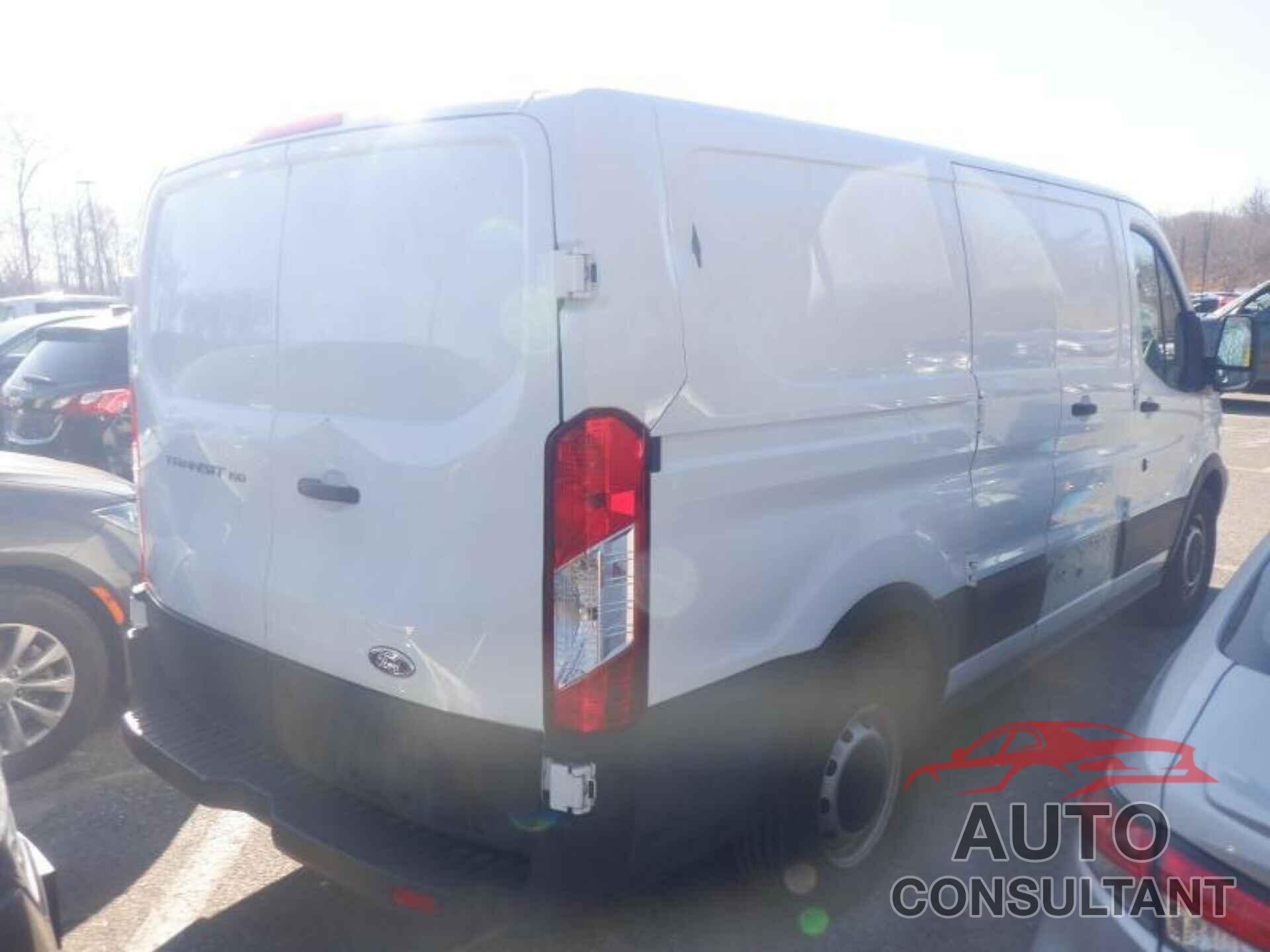 FORD TRANSIT-150 2019 - 1FTYE1ZM9KKA91597
