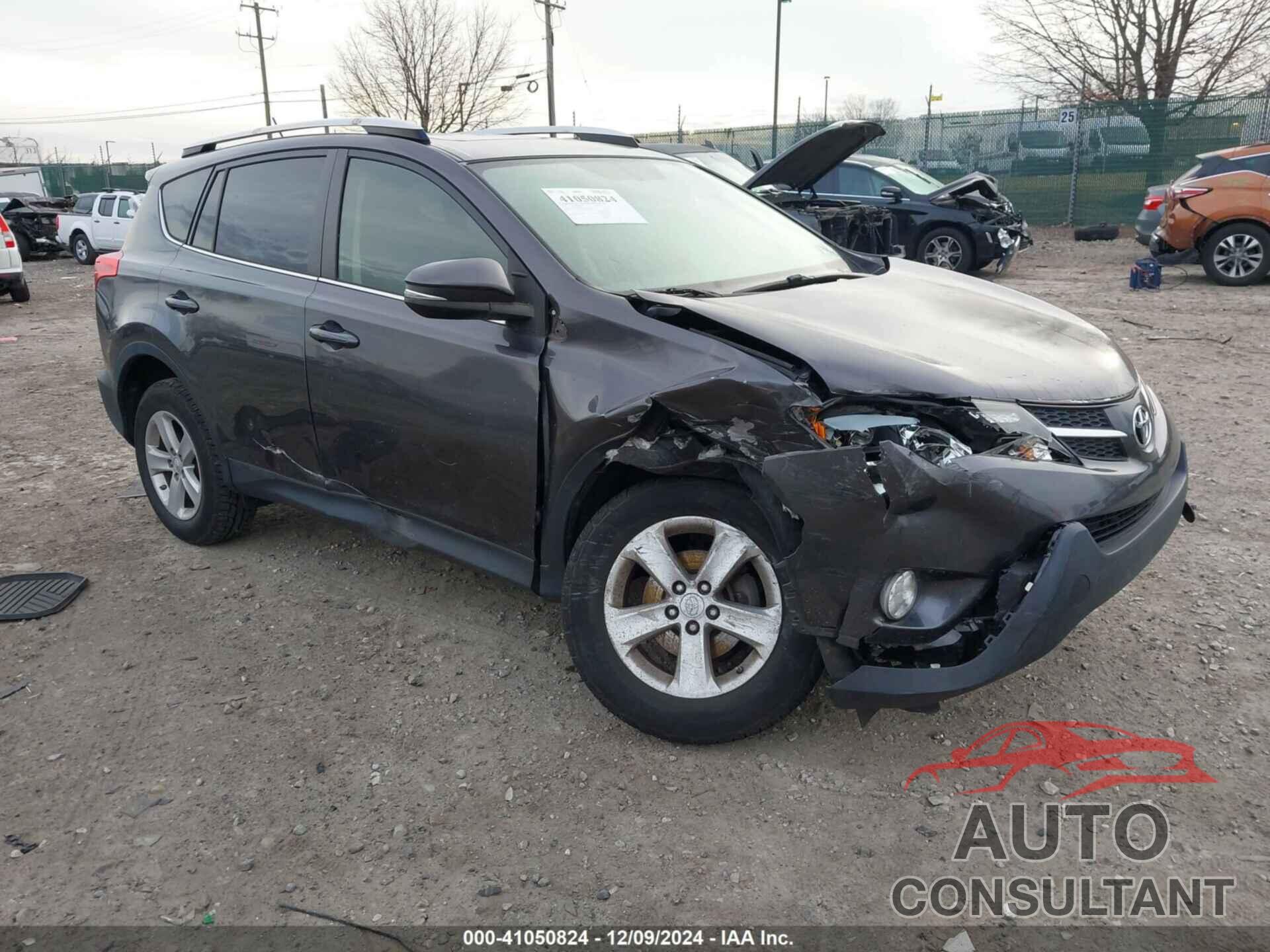 TOYOTA RAV4 2014 - JTMRFREV3EJ004754