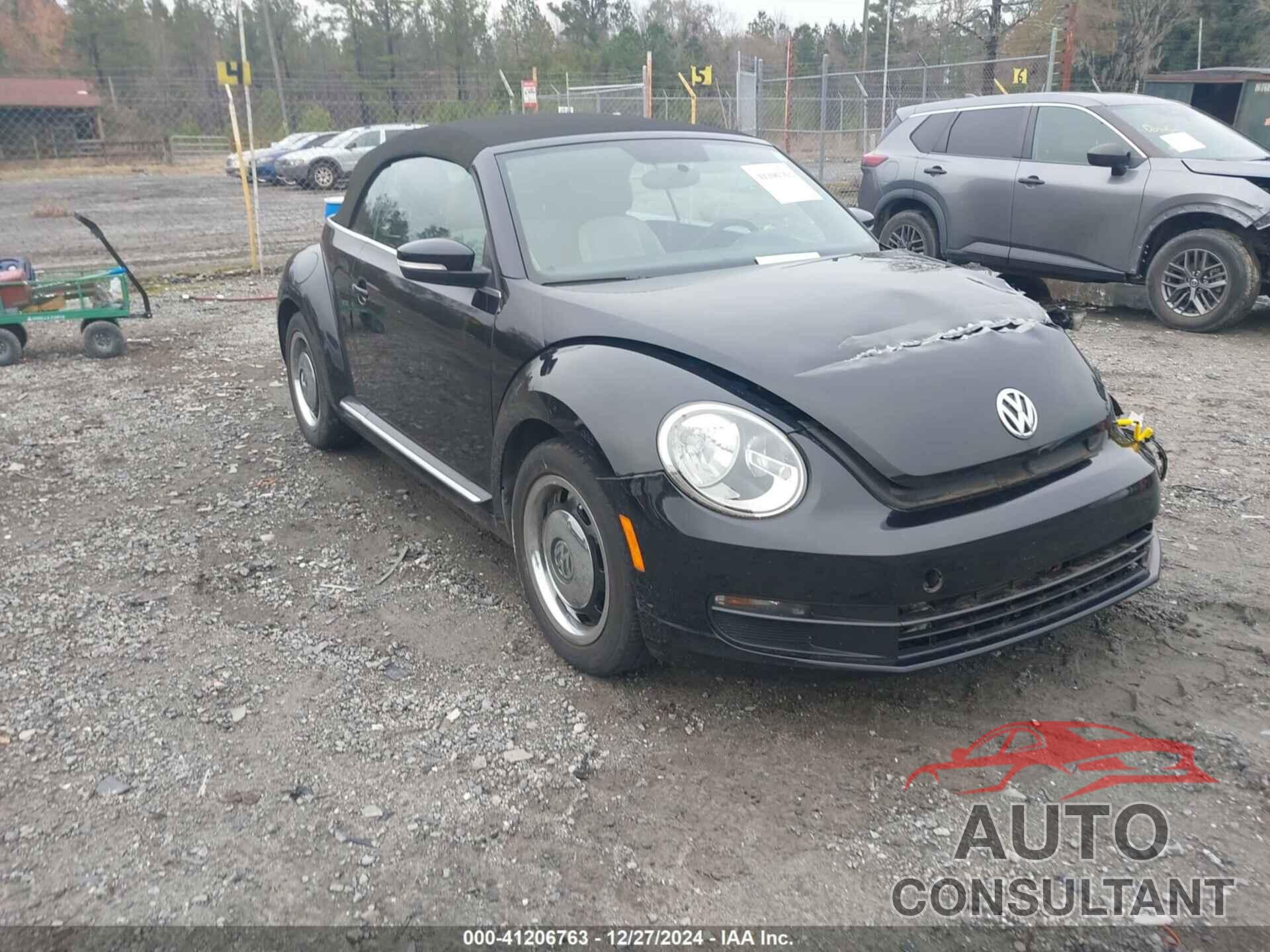 VOLKSWAGEN BEETLE 2015 - 3VW517AT2FM823620