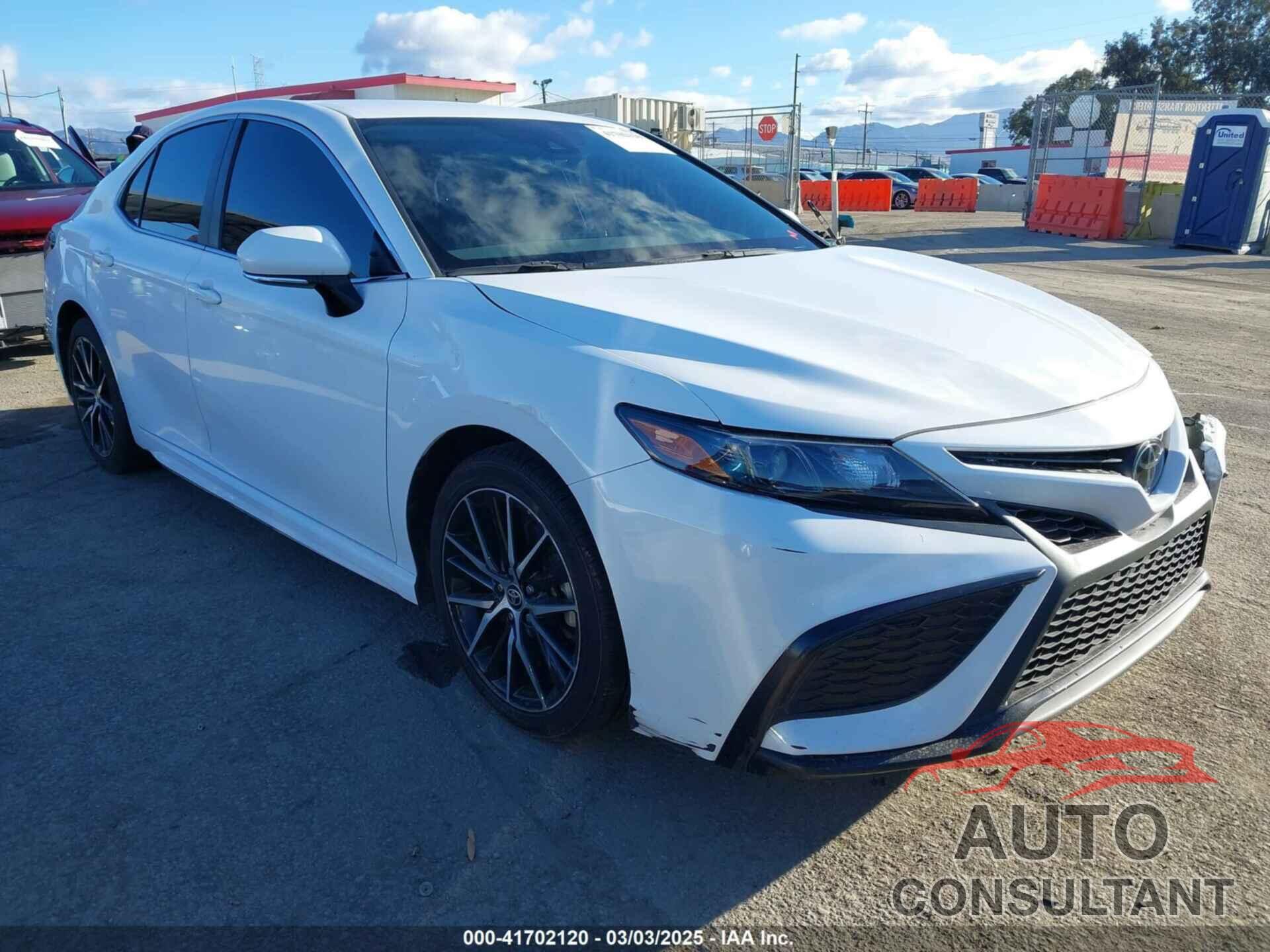 TOYOTA CAMRY 2023 - 4T1T11AK1PU798331