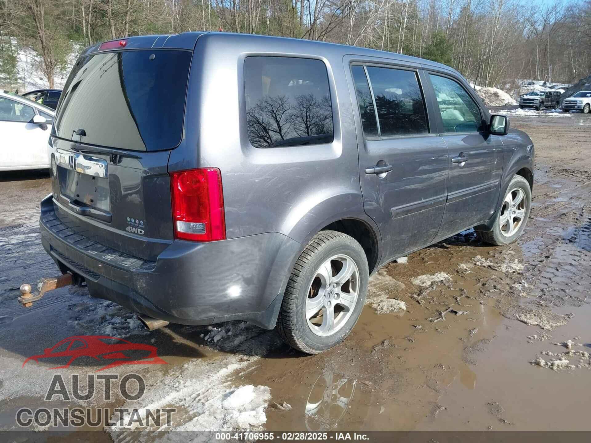 HONDA PILOT 2015 - 5FNYF4H79FB043787