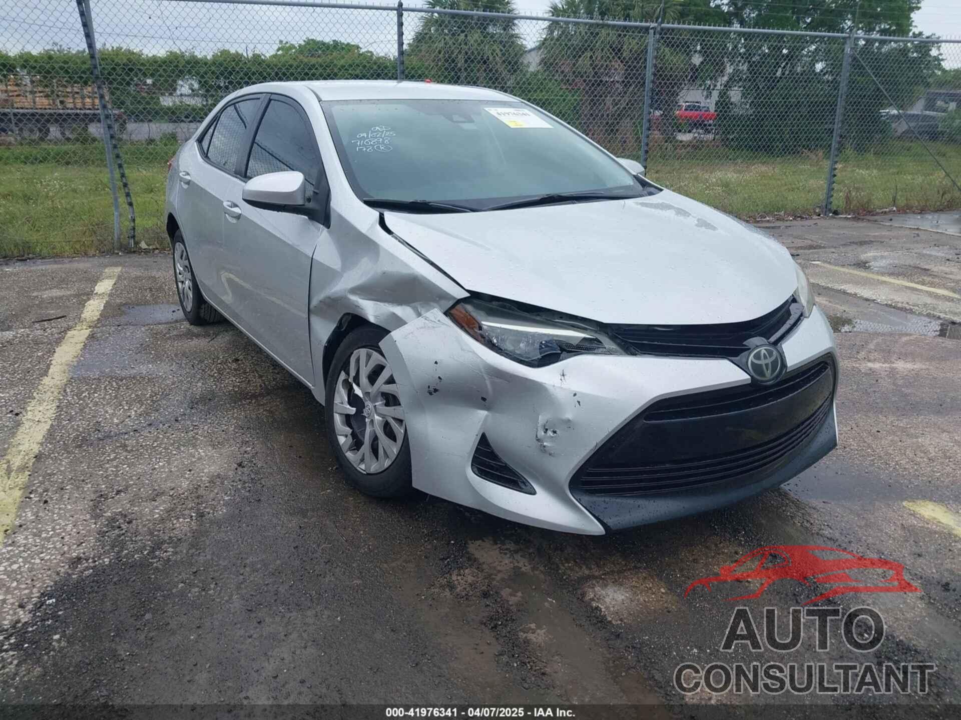 TOYOTA COROLLA 2018 - 2T1BURHE2JC000042