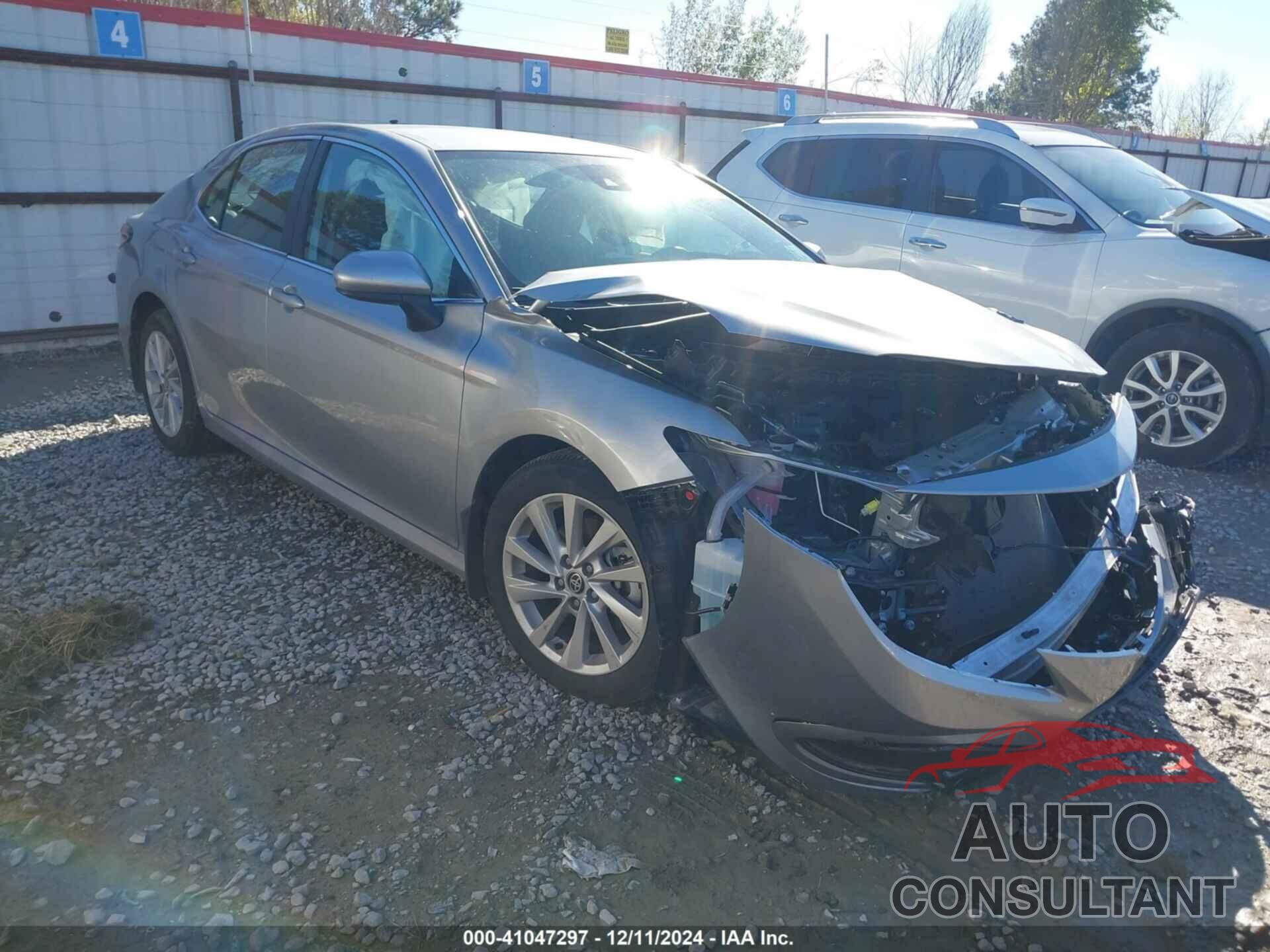 TOYOTA CAMRY 2024 - 4T1C11AK7RU249073