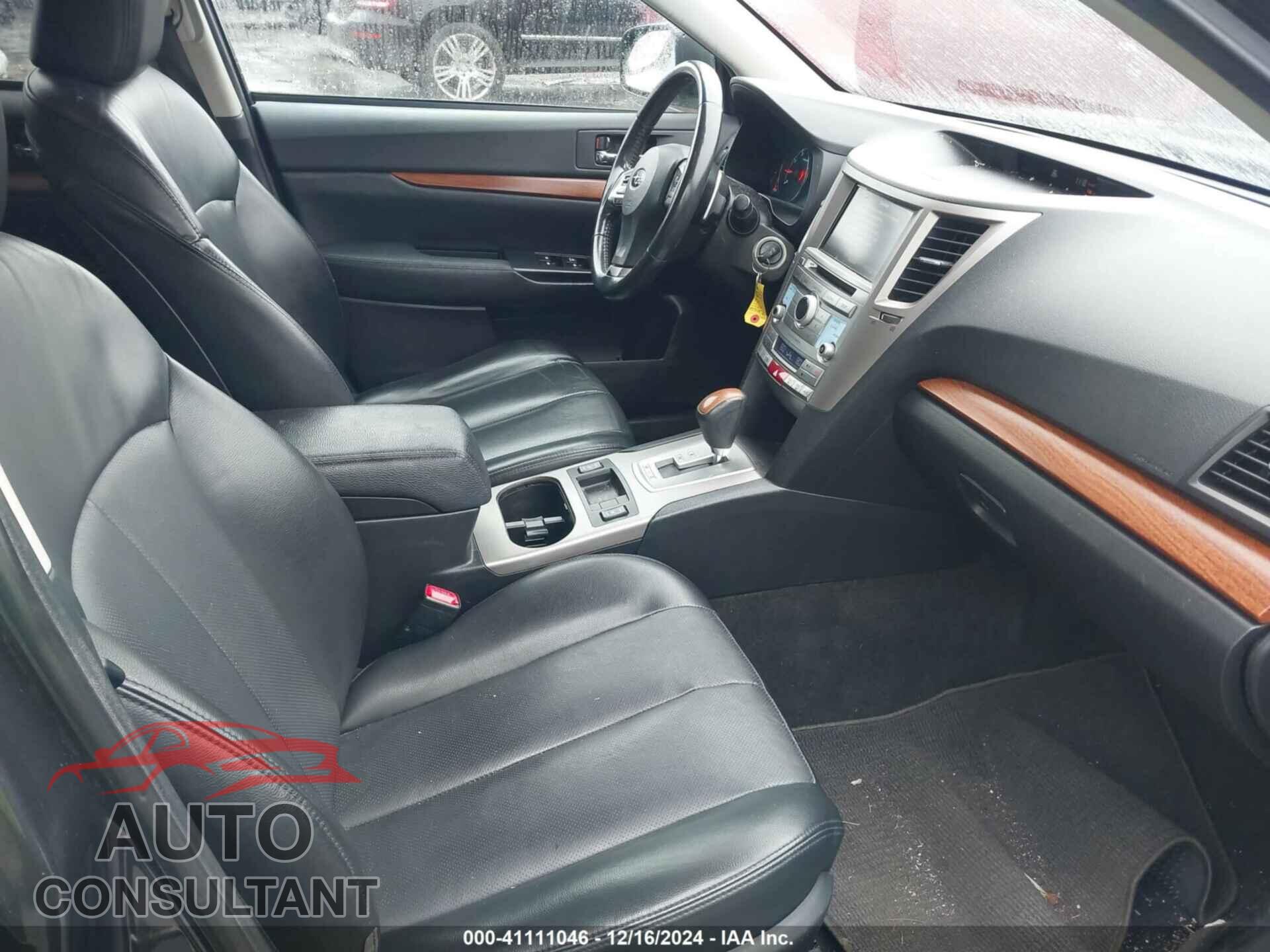 SUBARU OUTBACK 2013 - 4S4BRBLC7D3243207