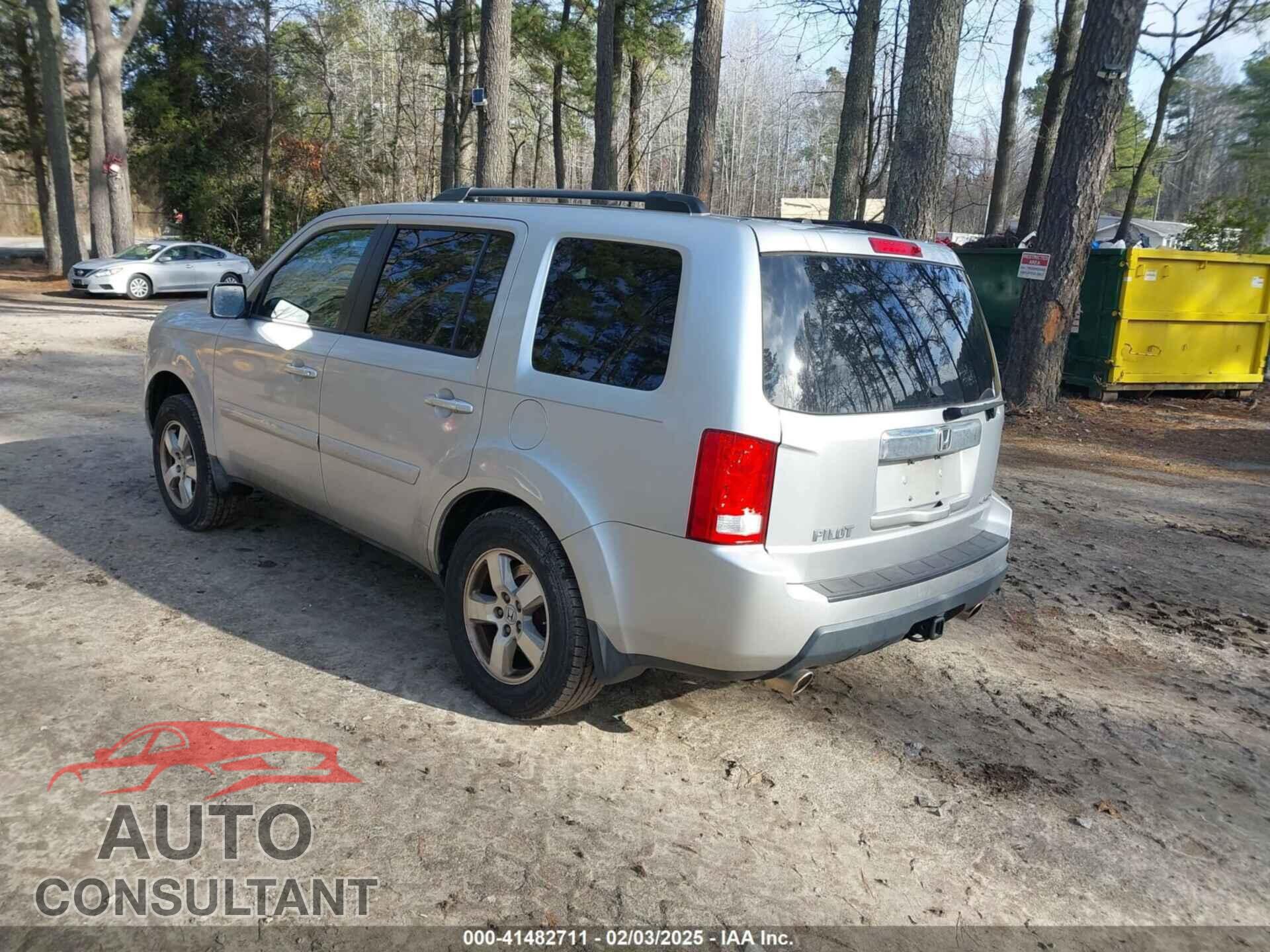 HONDA PILOT 2011 - 5FNYF4H56BB057851