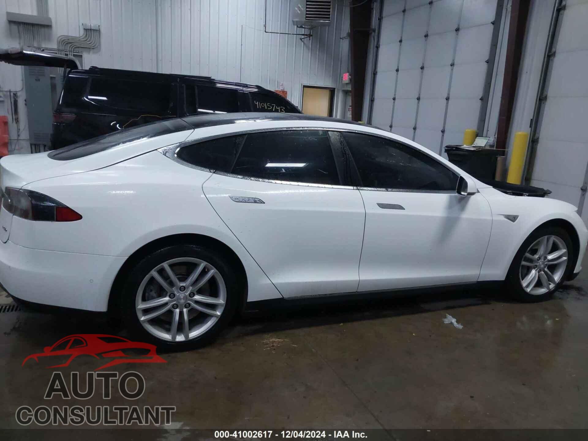 TESLA MODEL S 2015 - 5YJSA1H23FF086058