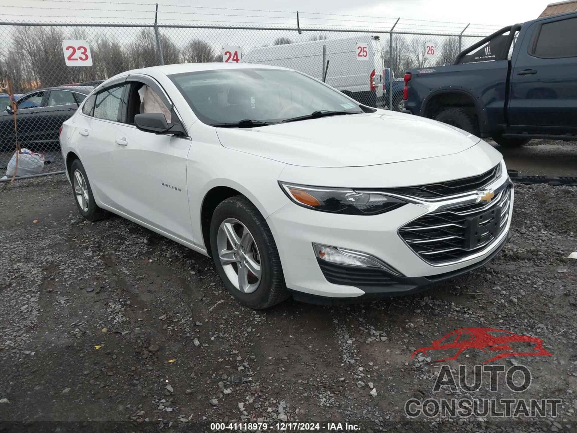 CHEVROLET MALIBU 2020 - 1G1ZB5ST0LF120381