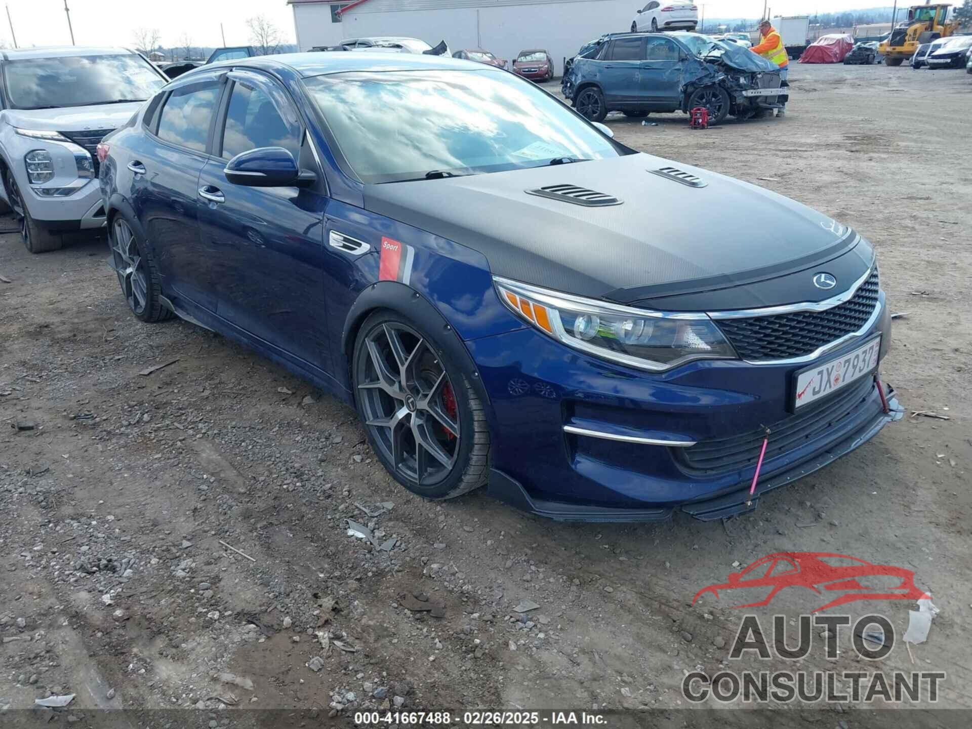 KIA OPTIMA 2018 - 5XXGT4L31JG256778