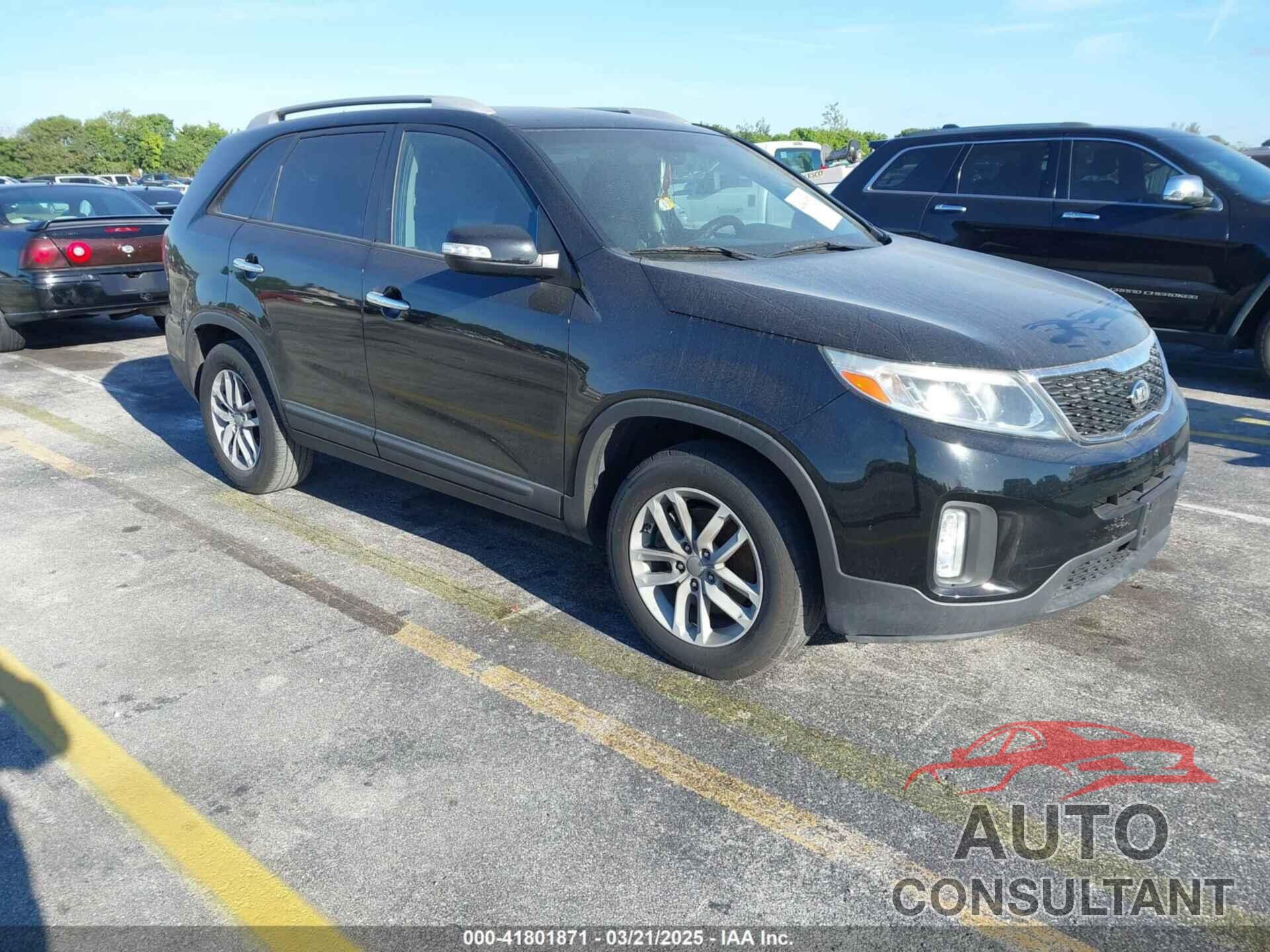 KIA SORENTO 2015 - 5XYKT3A60FG569650
