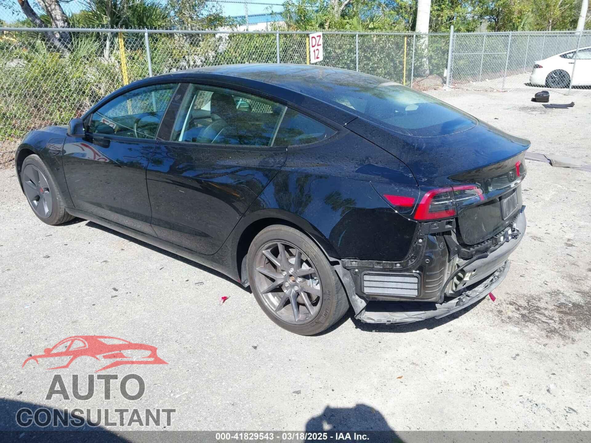 TESLA MODEL 3 2023 - 5YJ3E1EAXPF623403