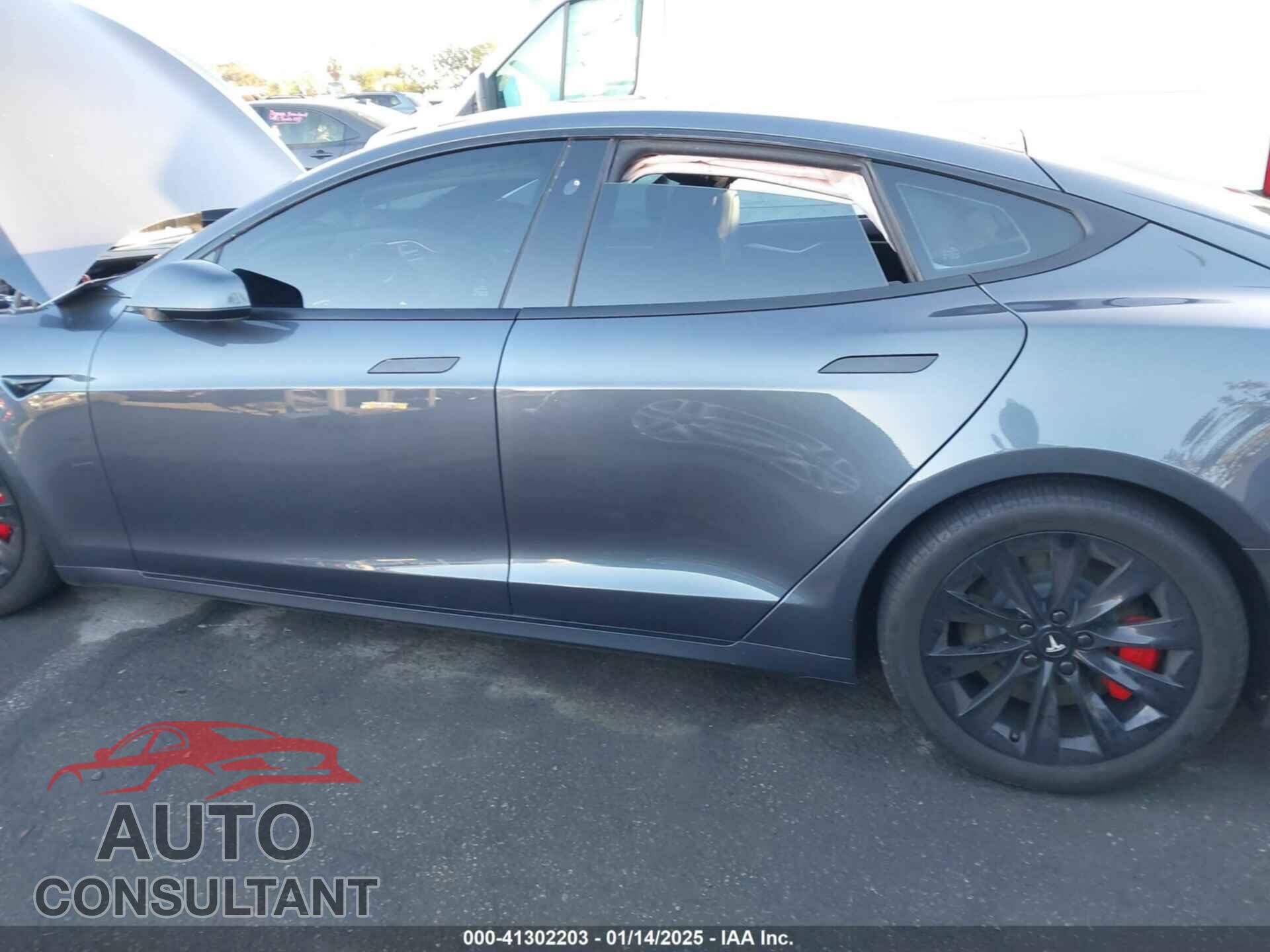 TESLA MODEL S 2017 - 5YJSA1E29HF216786
