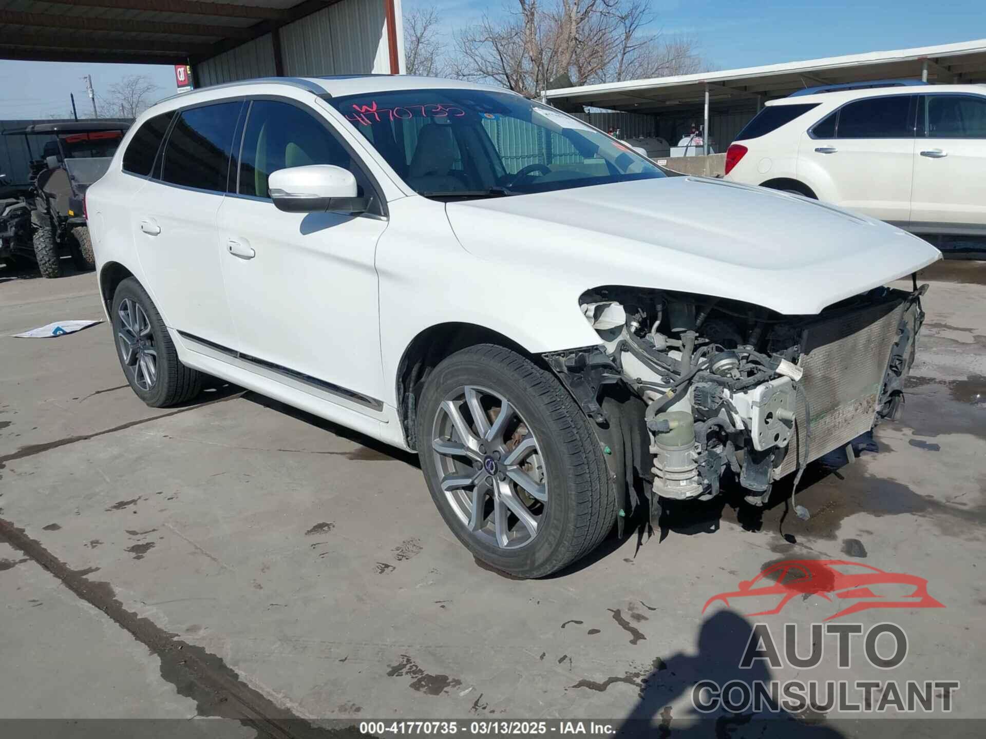 VOLVO XC60 2016 - YV440MDMXG2903421