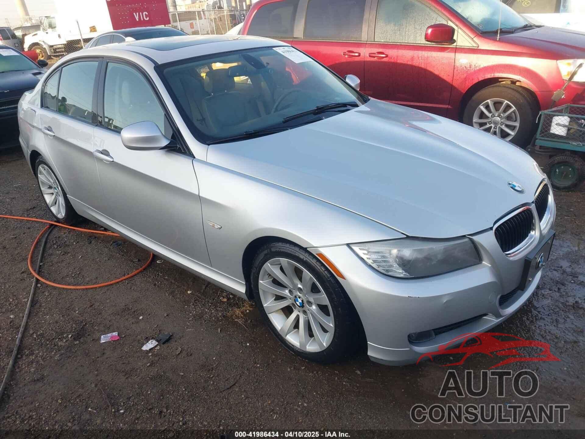 BMW 328I 2011 - WBAPH7C50BE851581
