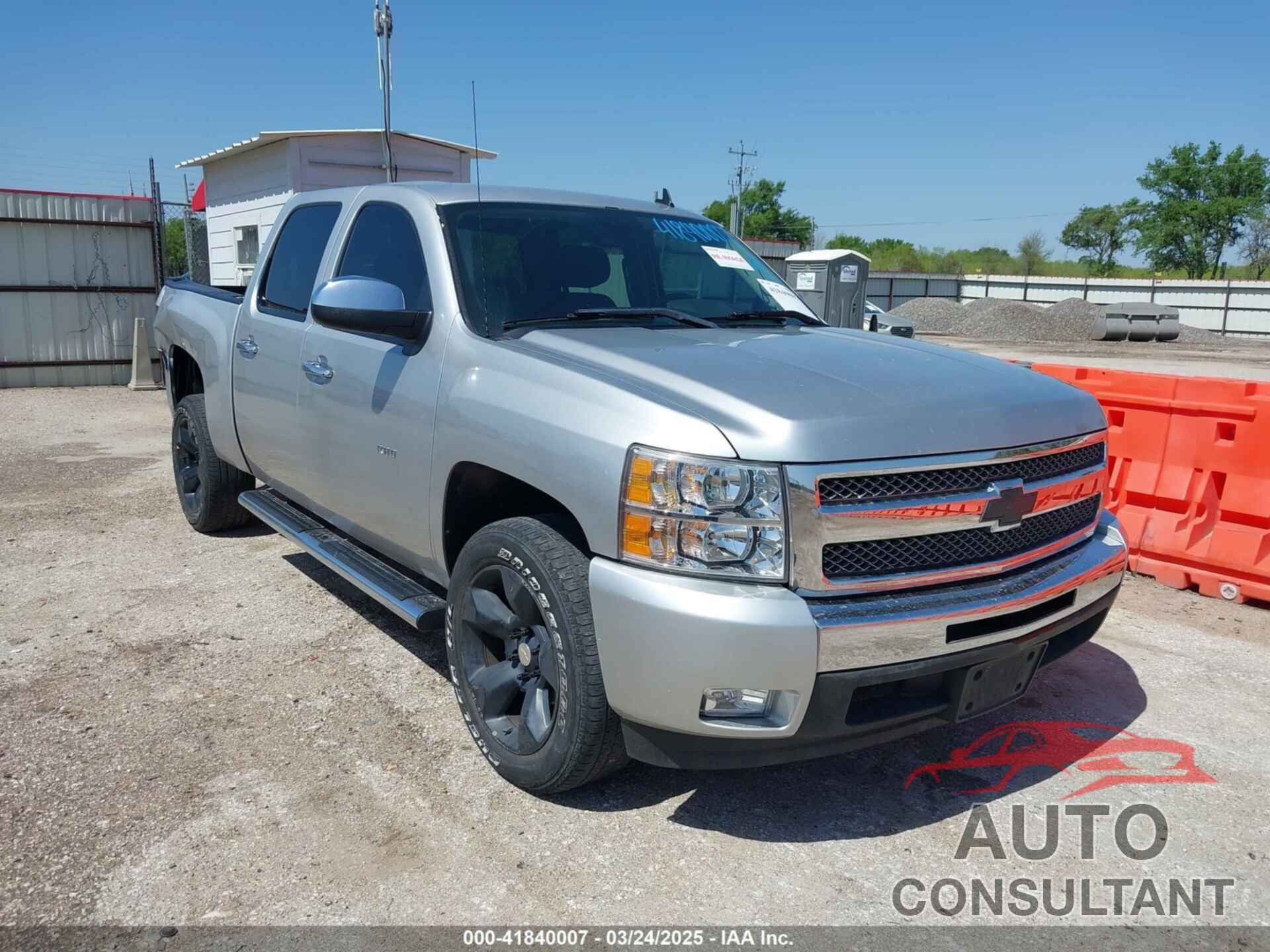 CHEVROLET SILVERADO 1500 2011 - 3GCPCSE06BG266809