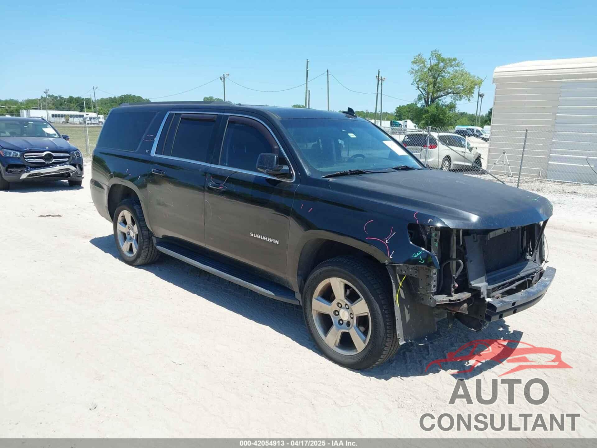 CHEVROLET SUBURBAN 2017 - 1GNSKHKC9HR143200
