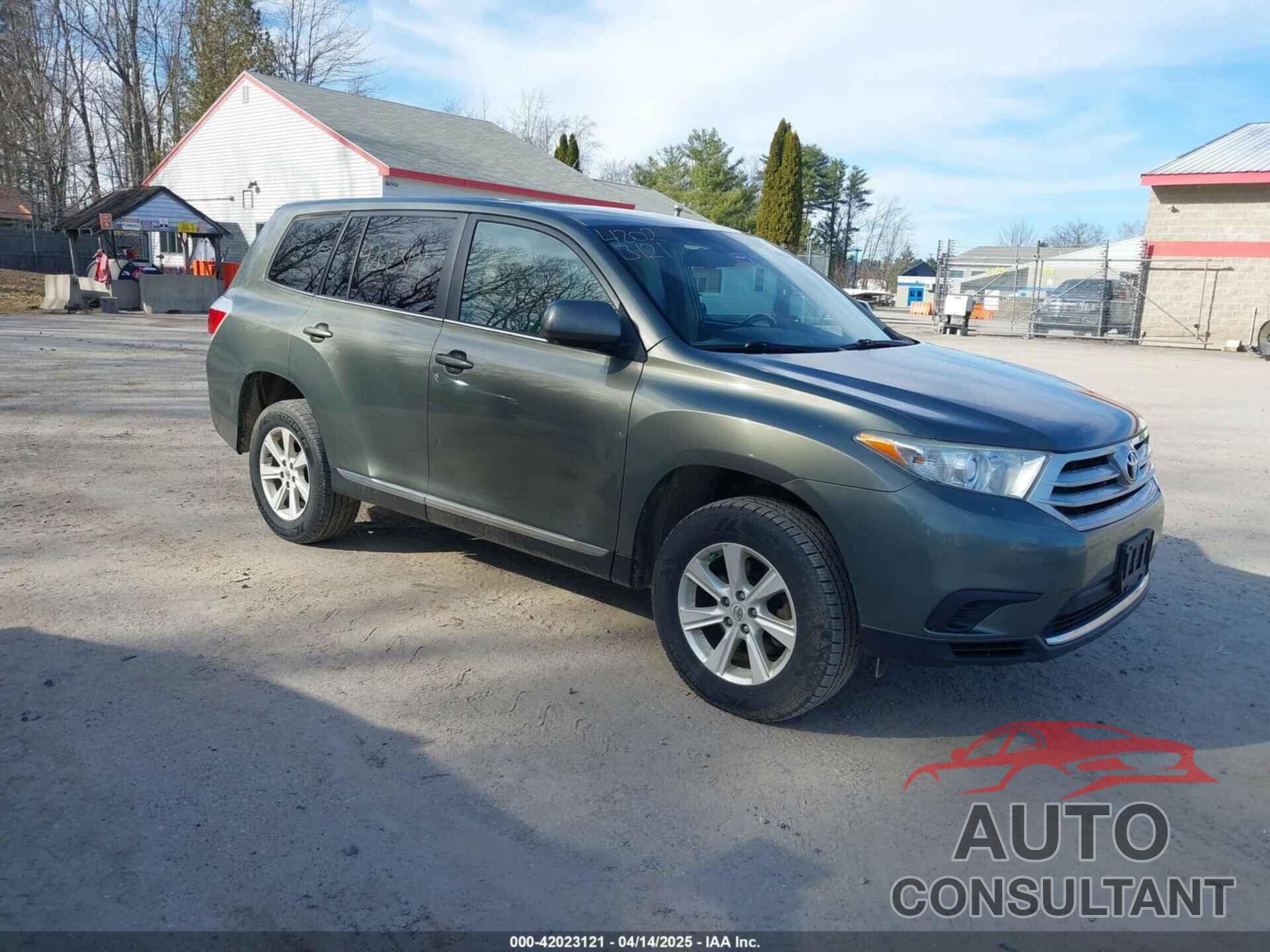 TOYOTA HIGHLANDER 2013 - 5TDBK3EH1DS220821