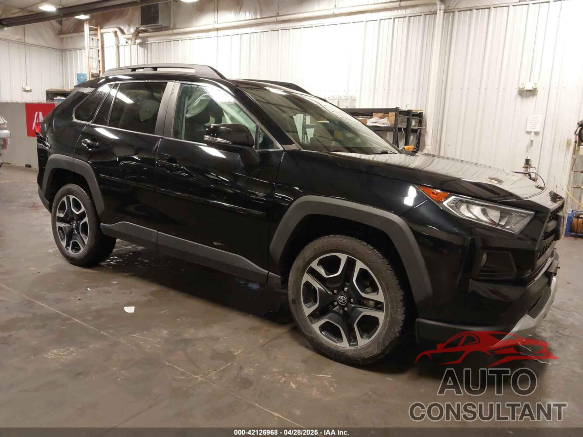 TOYOTA RAV4 2019 - 2T3J1RFVXKC040255