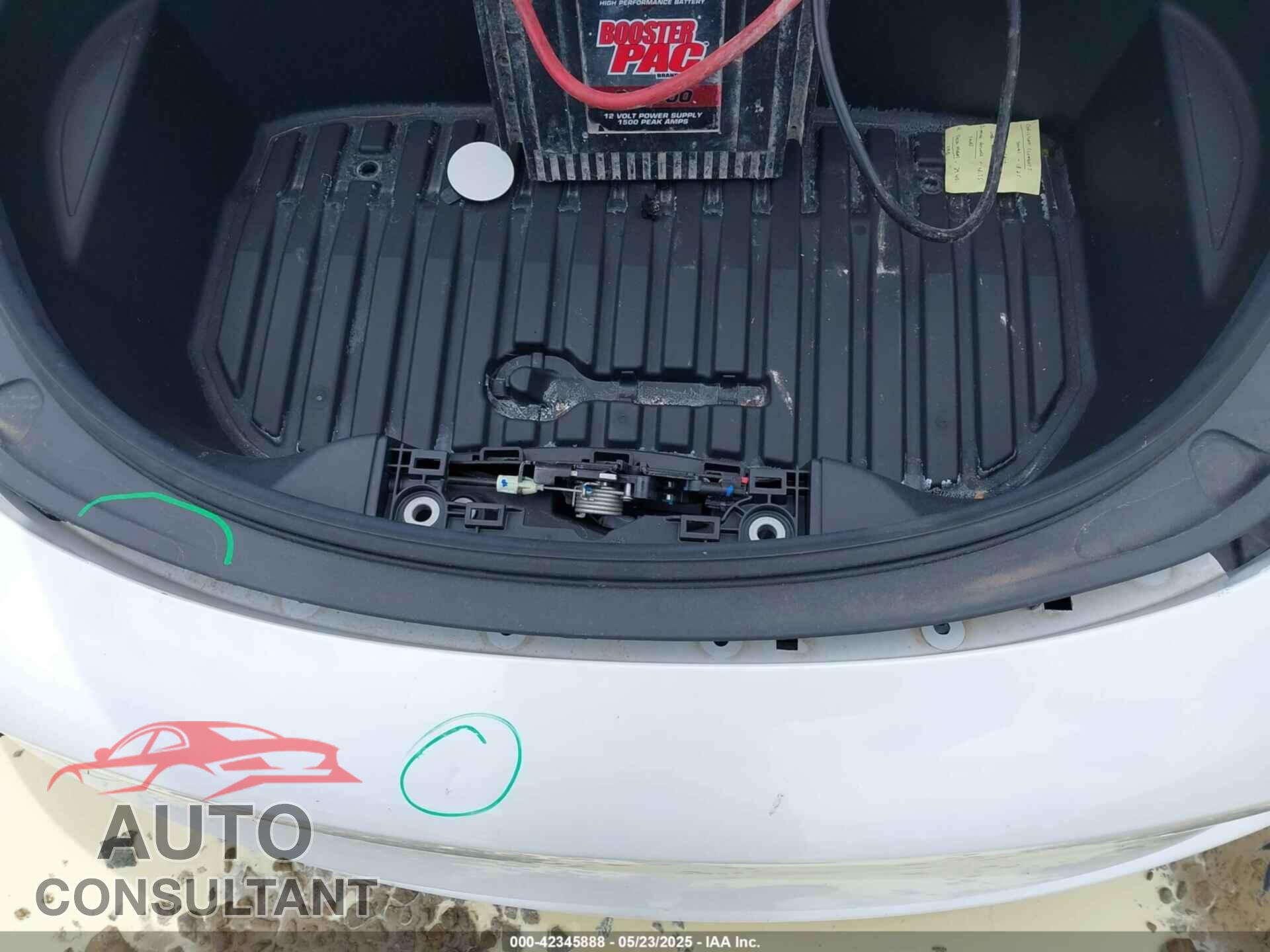 TESLA MODEL 3 2023 - 5YJ3E1EA8PF608429