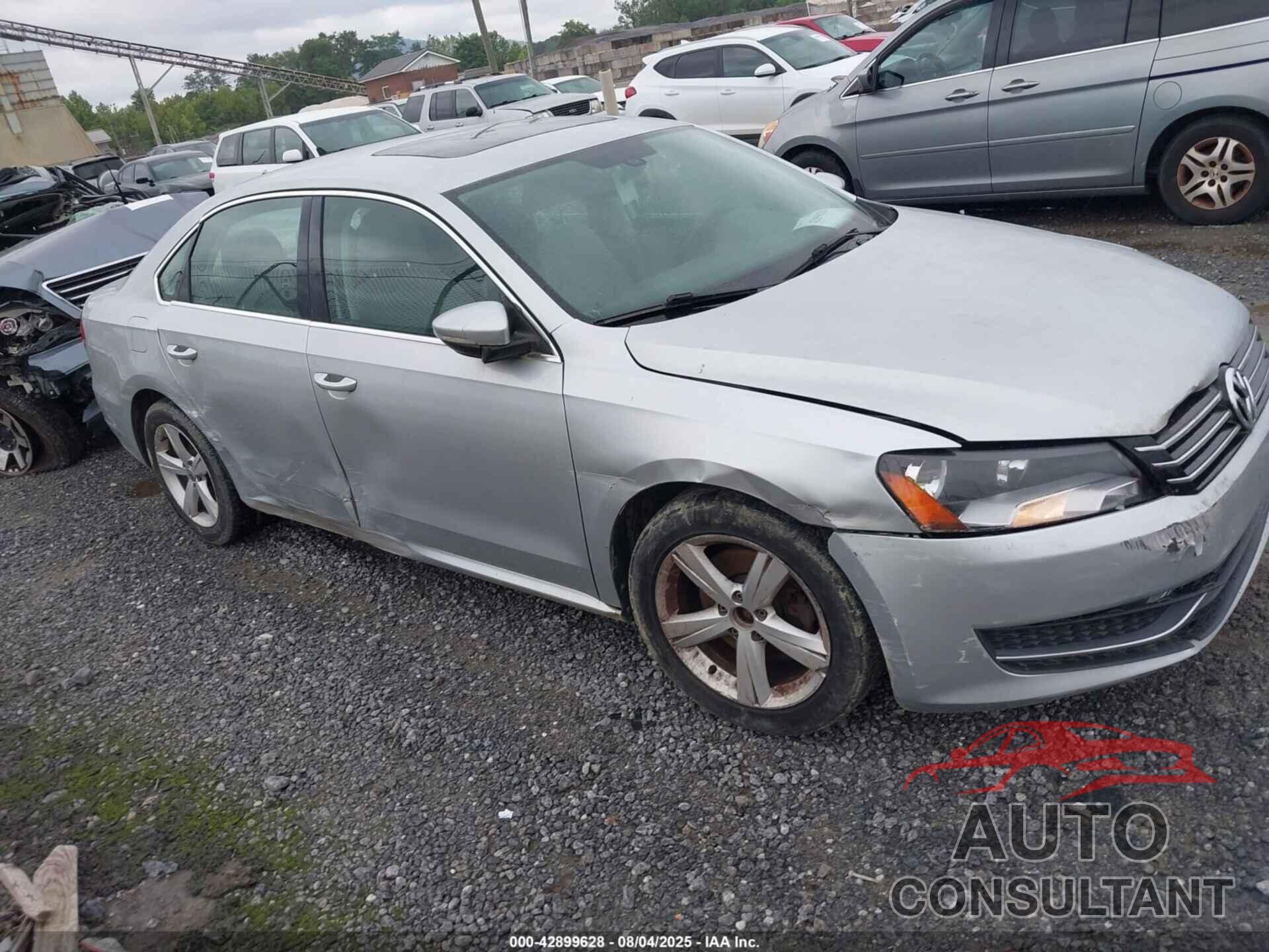 VOLKSWAGEN PASSAT 2012 - 1VWBP7A37CC024513