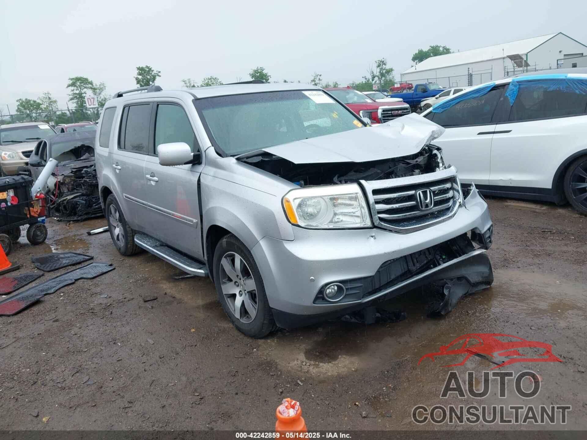 HONDA PILOT 2013 - 5FNYF4H92DB027316
